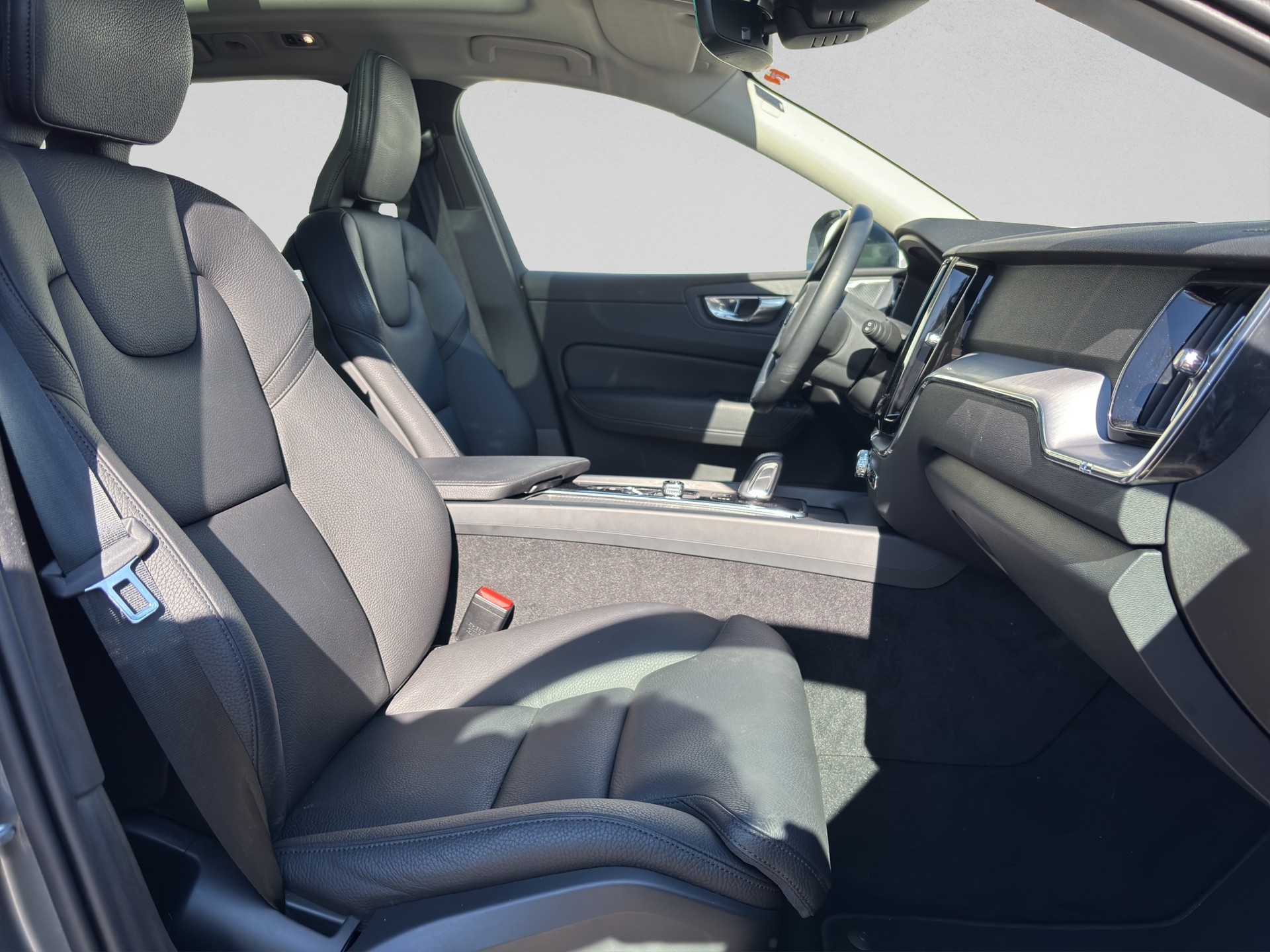 VOLVO XC60 T8 eAWD Inscription Expression Geartronic-image-15