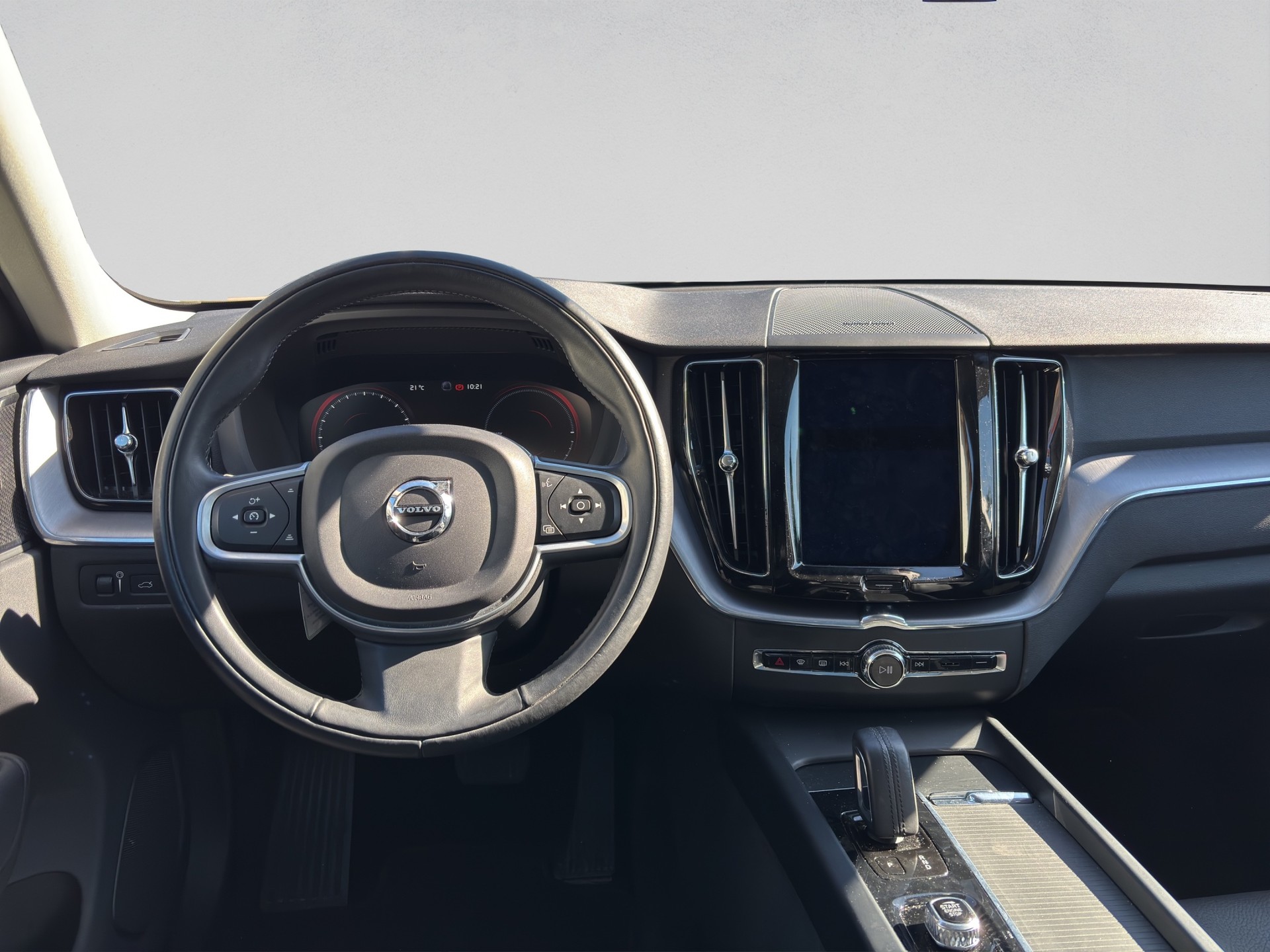 VOLVO XC60 T8 eAWD Inscription Expression Geartronic-image-13