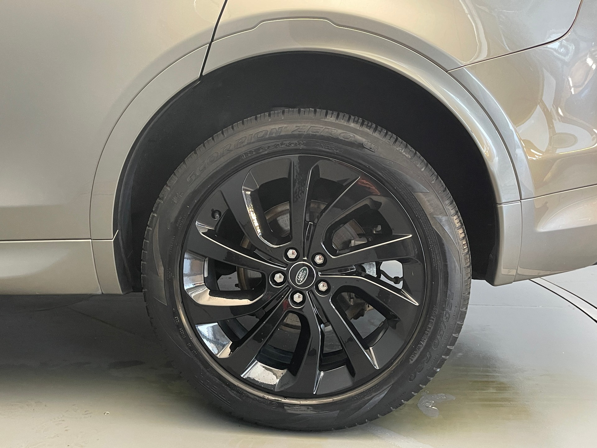 LAND ROVER Discovery Sport 2.0 Si4 R-Dynamic SE-image-13