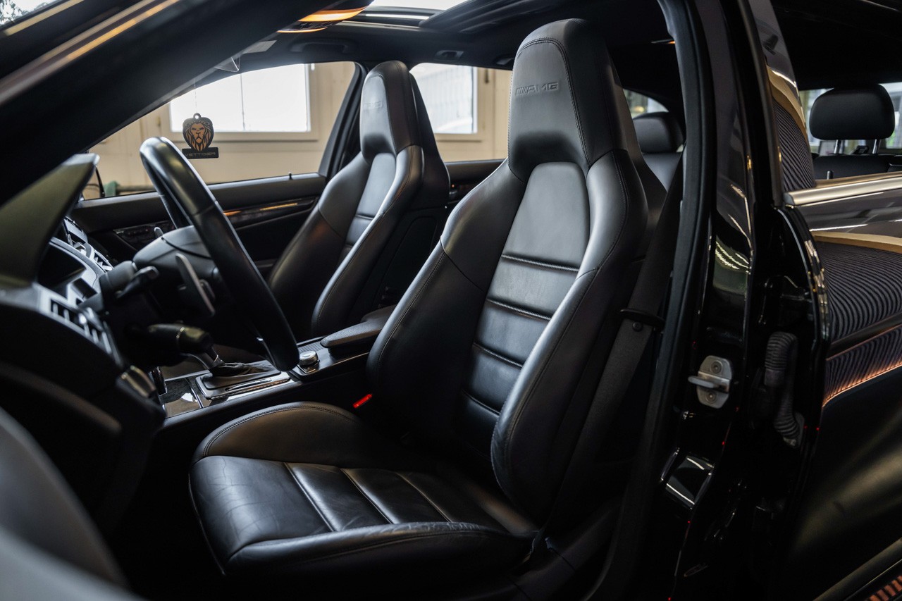 MERCEDES-BENZ C 63 AMG Avantgarde 7G-Tronic-image-14