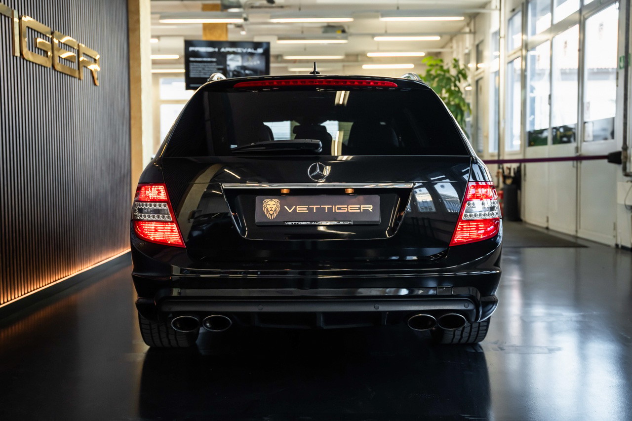 MERCEDES-BENZ C 63 AMG Avantgarde 7G-Tronic-image-4