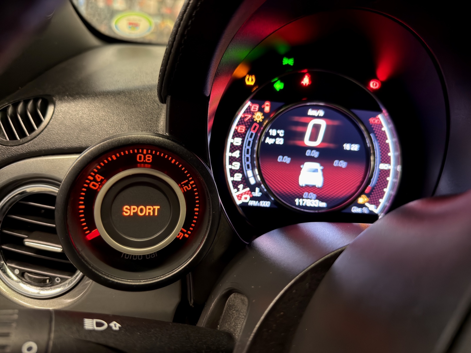 FIAT 595 1.4 16V Turbo Abarth Turismo-image-10