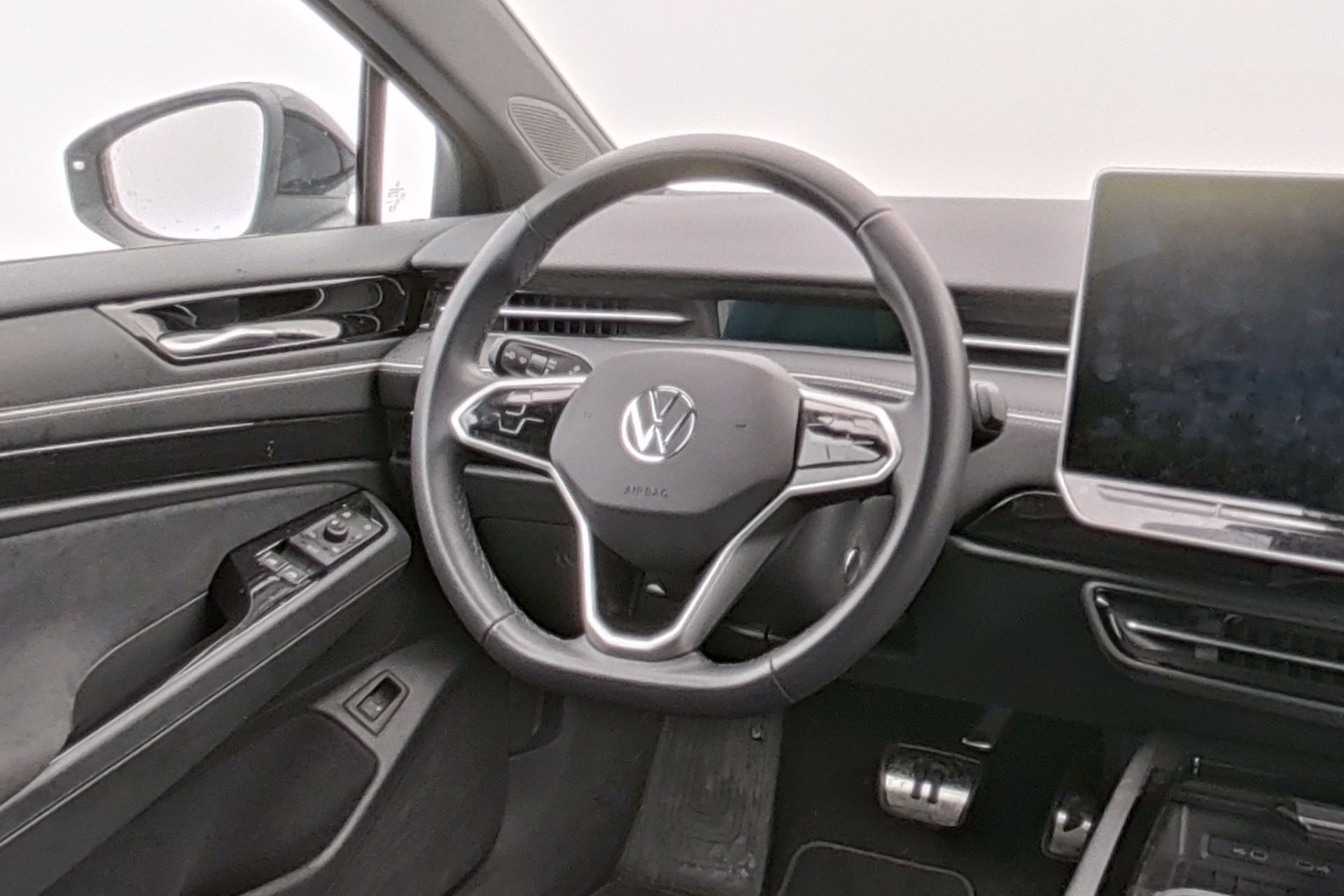 VW ID.7 Pro 77 kWh Pro UNITED-image-6