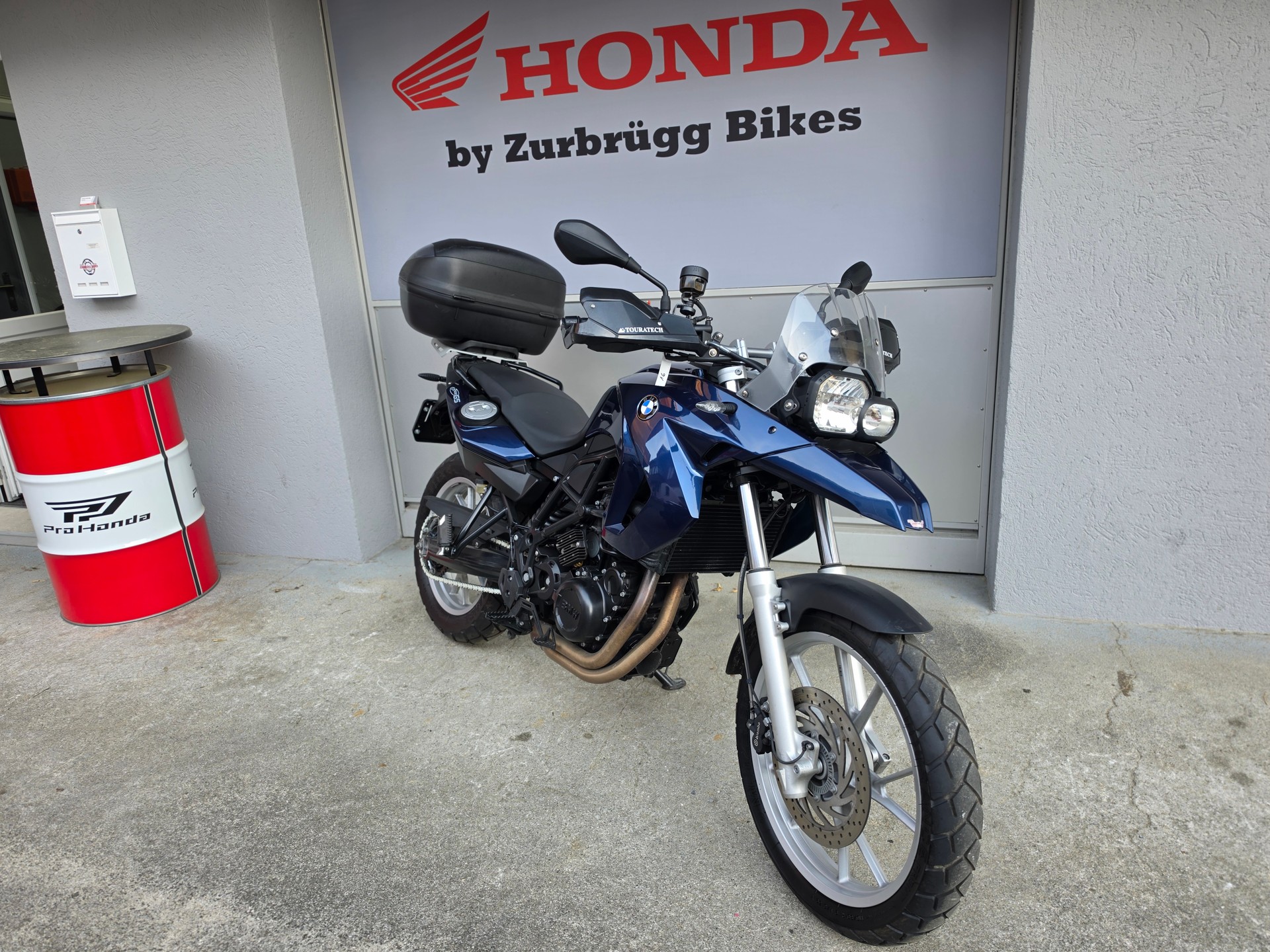 BMW F 650 GS ABS (safetyedition)-image-2