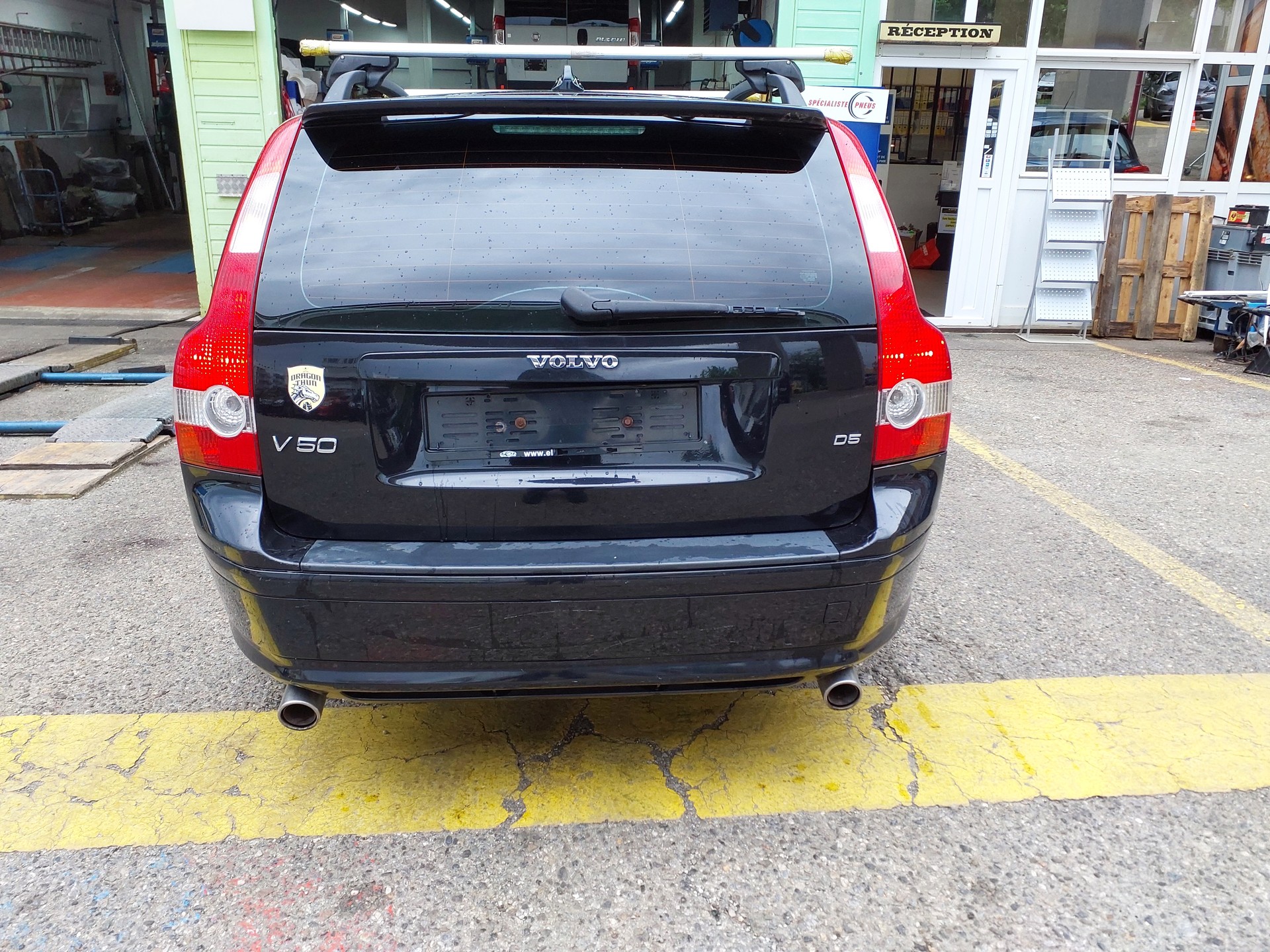 VOLVO V50 D5 Kinetic-image-7