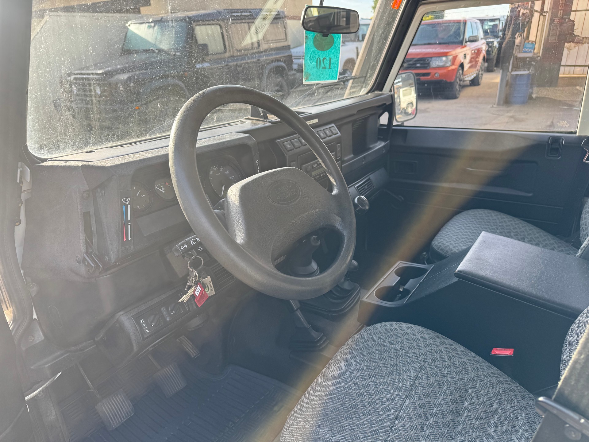 LAND ROVER Defender 110 SW 2.5 - 300 Tdi-image-5