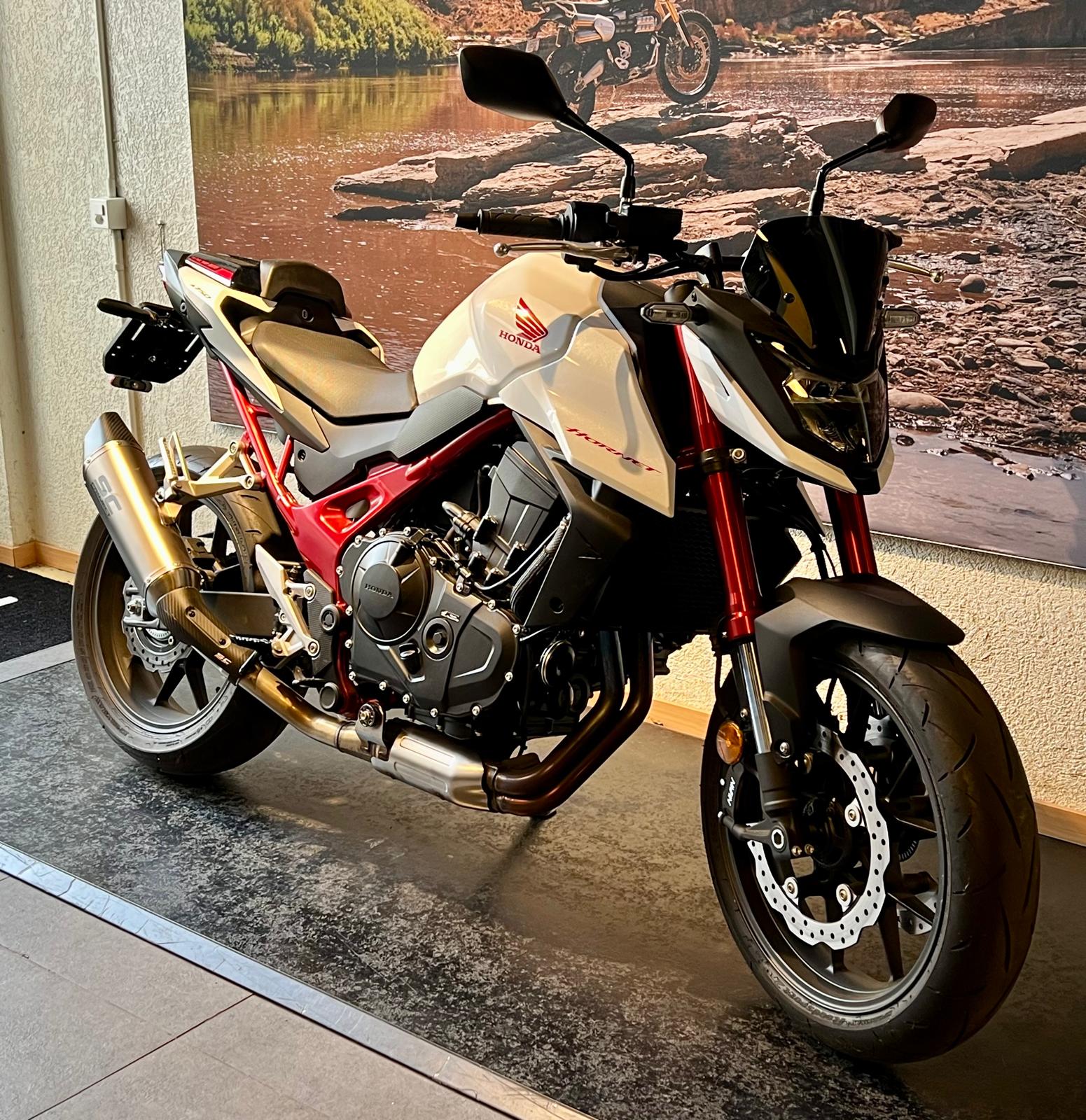 HONDA CB 750 Hornet-image-1