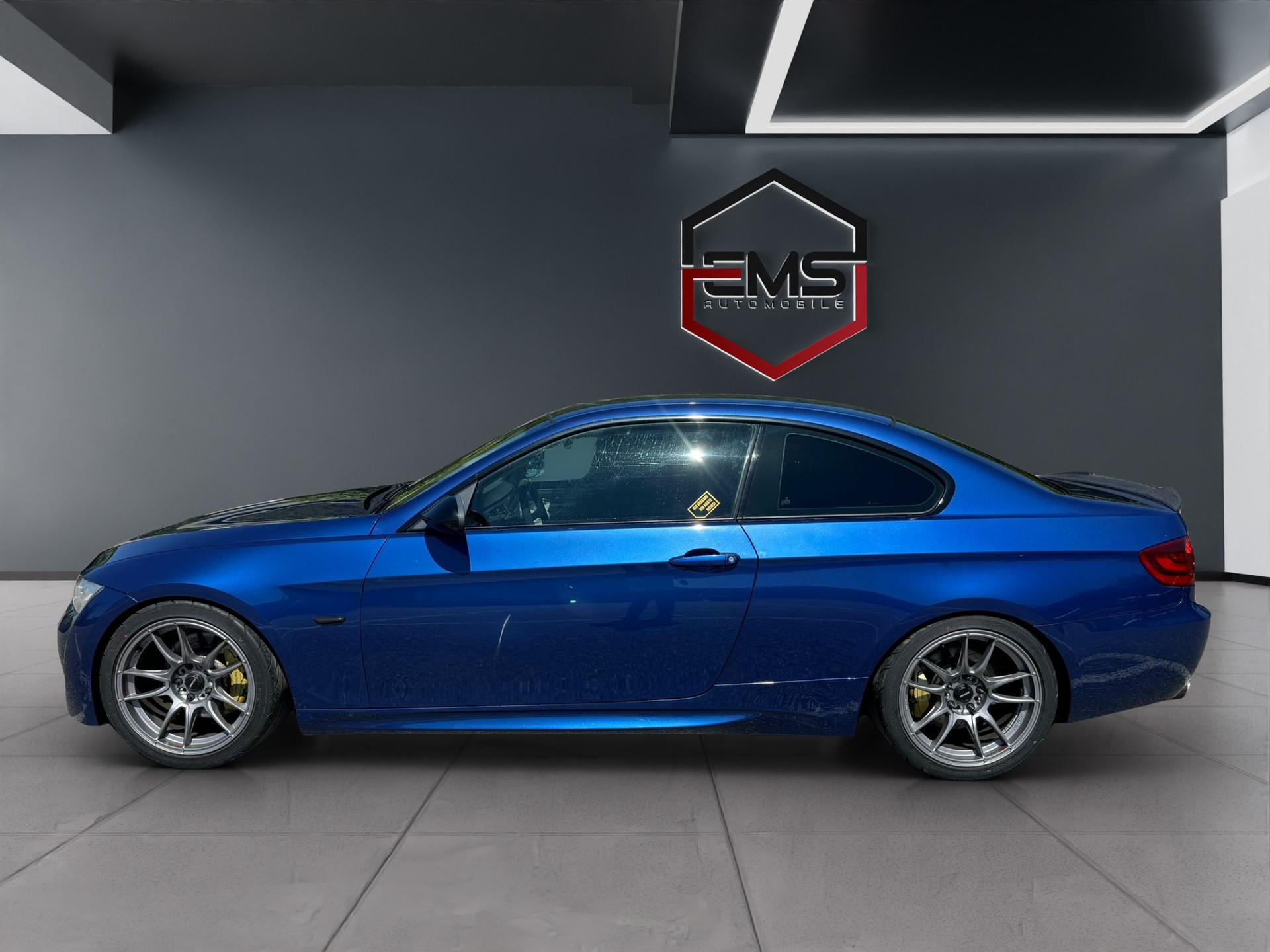 BMW 325i Coupé | TRACKTOOL-image-1