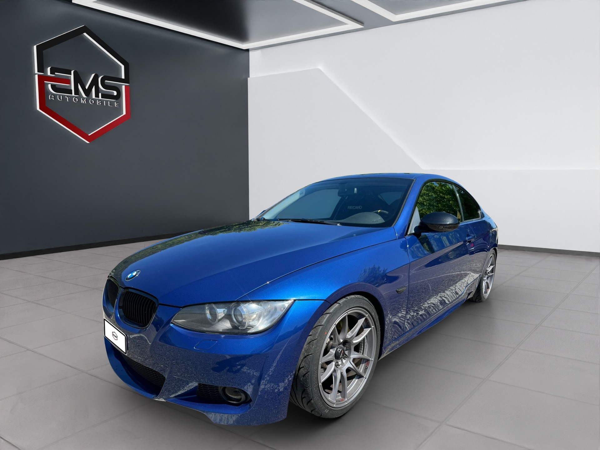 BMW 325i Coupé | TRACKTOOL