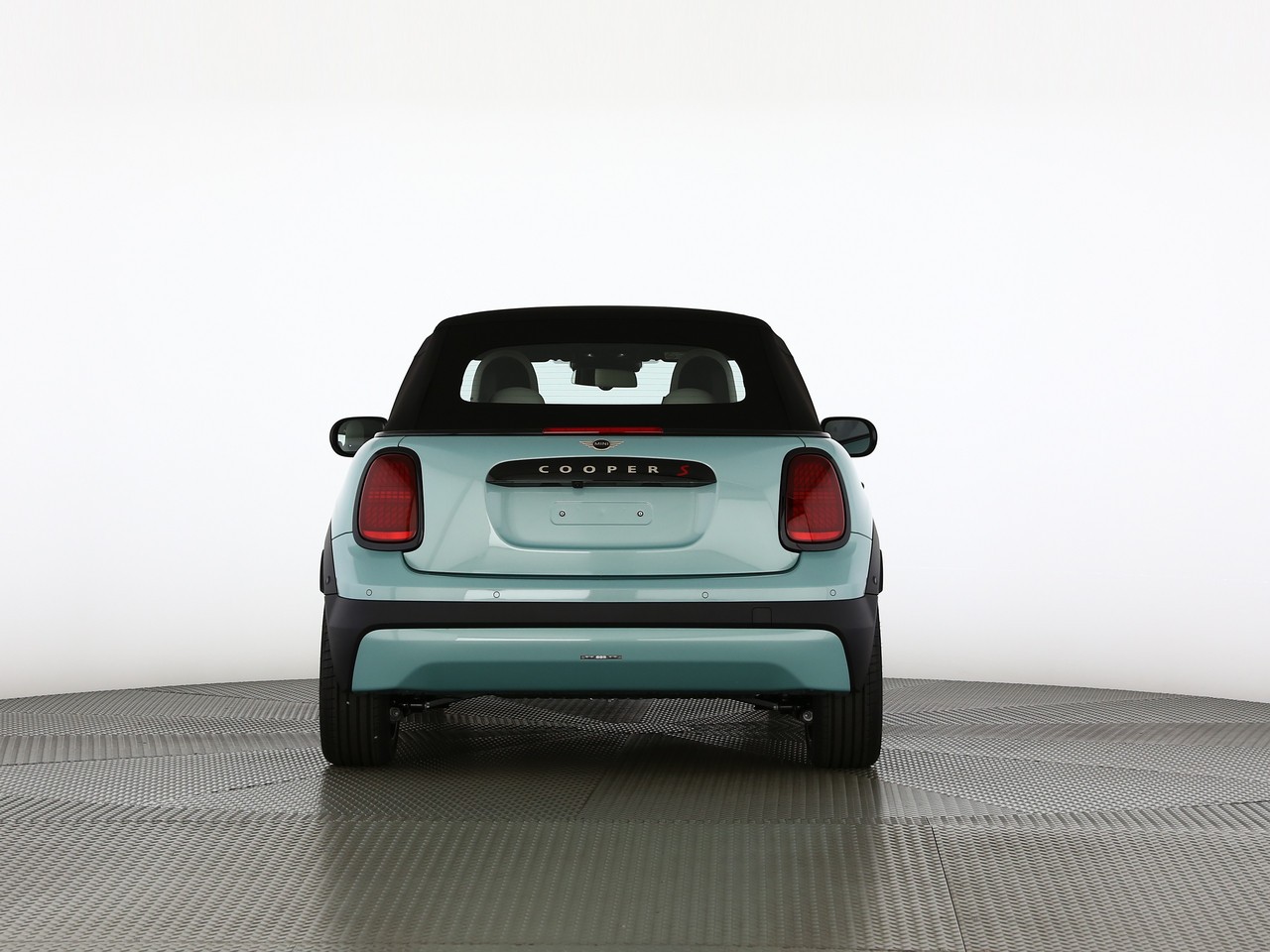 MINI Cooper S Cabriolet DKG-showroom-element-3