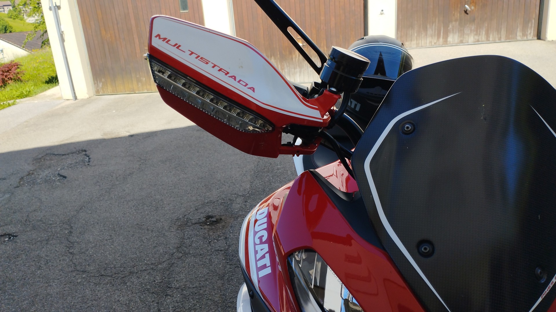 DUCATI Peaks Pikes-image-3
