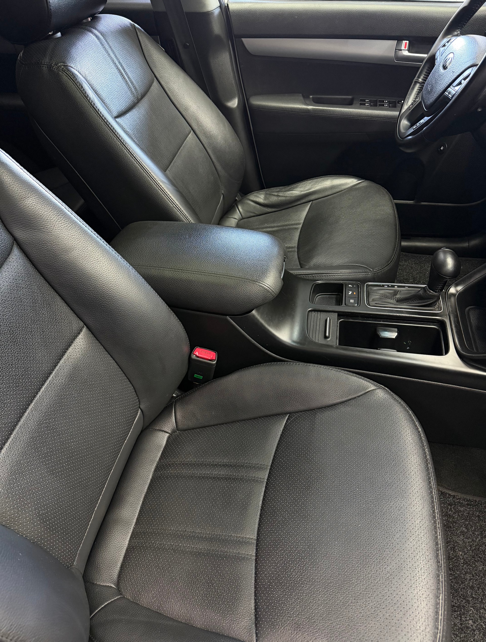 KIA Sorento 2.2 CRDI Style Automatic-image-4