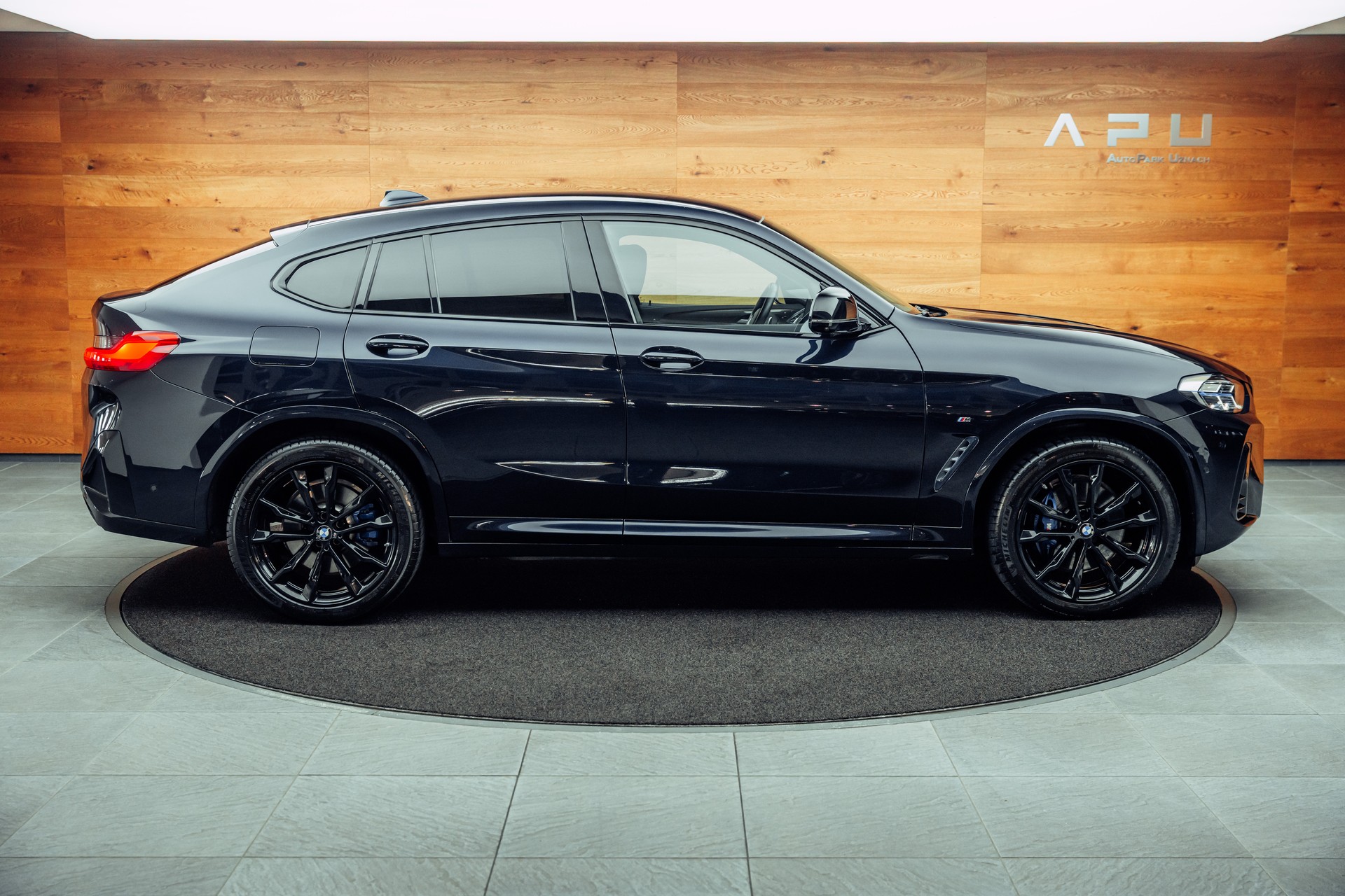 BMW X4 M40i 48V Steptronic-image-11
