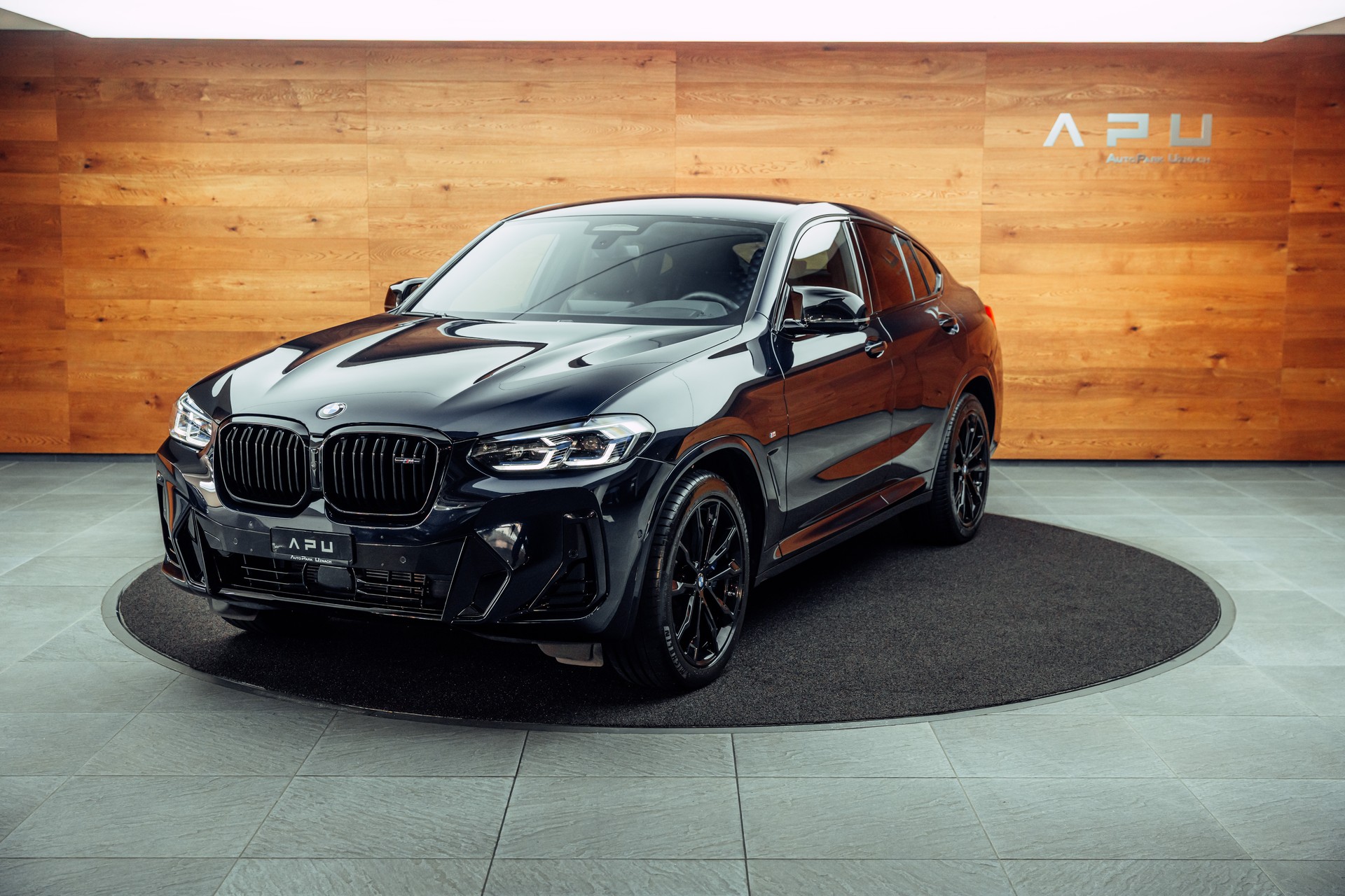 BMW X4 M40i 48V Steptronic-showroom-element-3