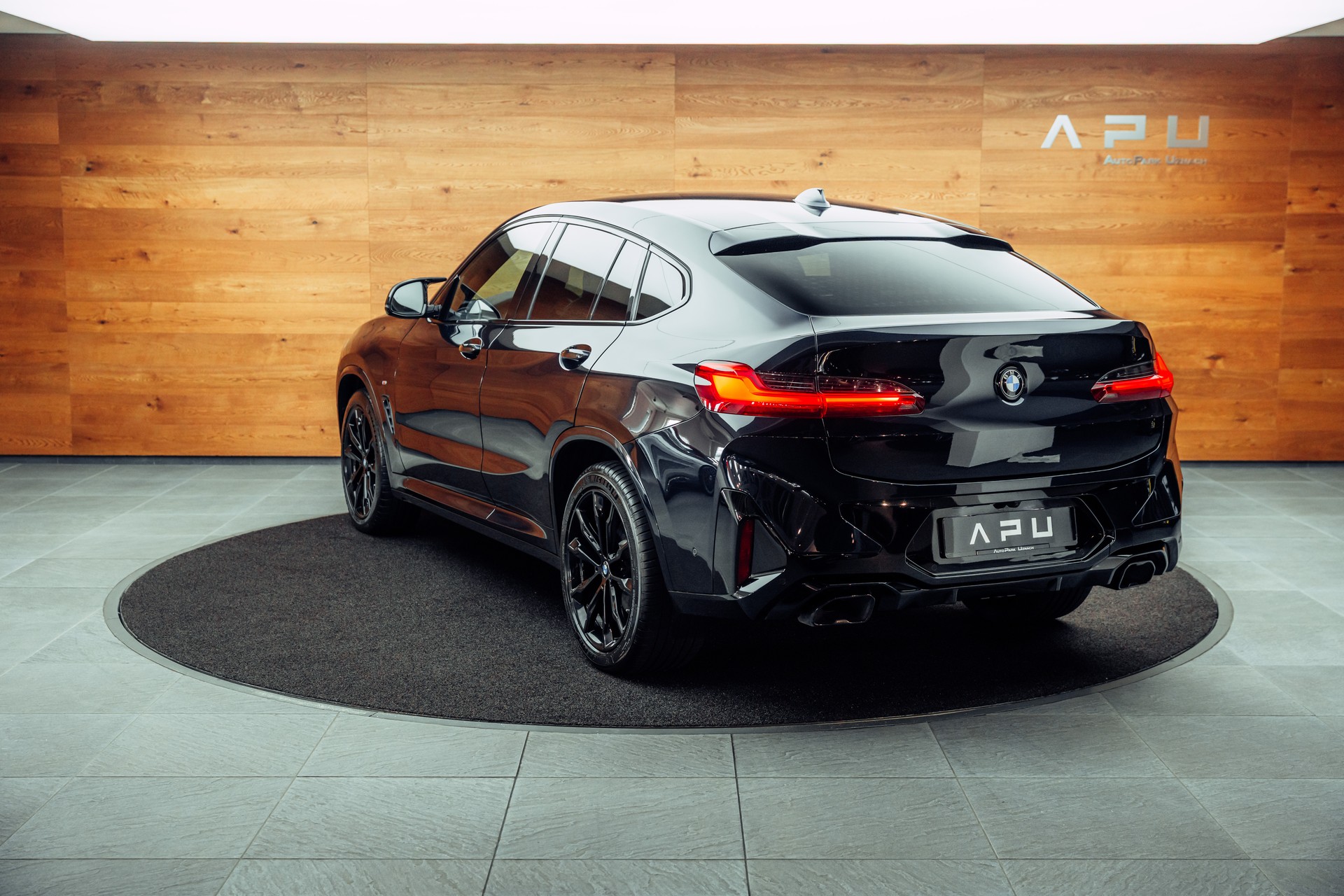 BMW X4 M40i 48V Steptronic-showroom-element-2