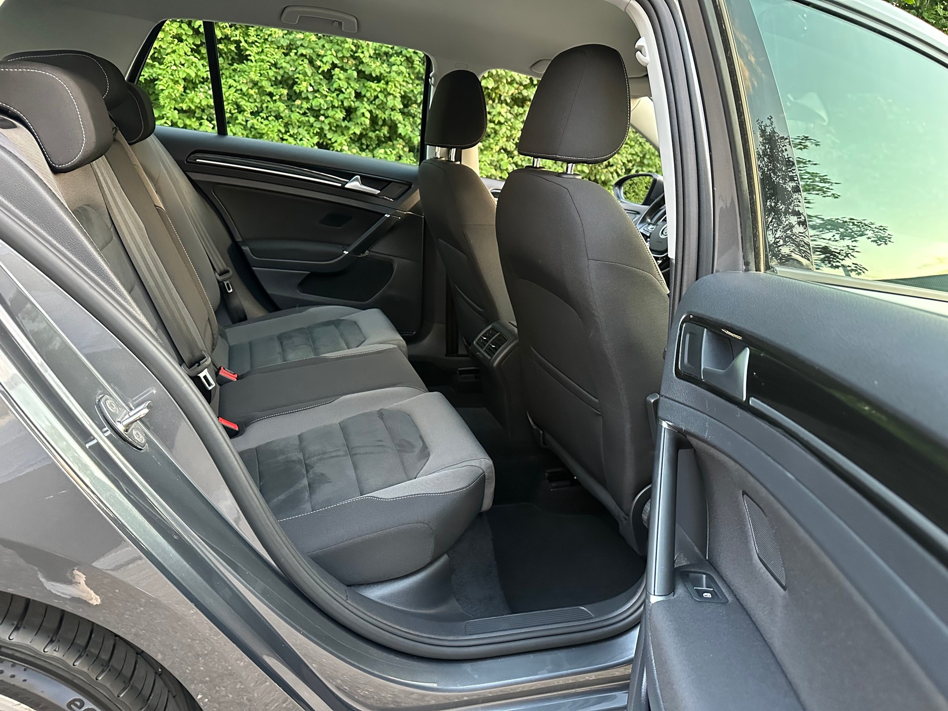 VW Golf 1.5 TSI EVO Highline DSG-image-9