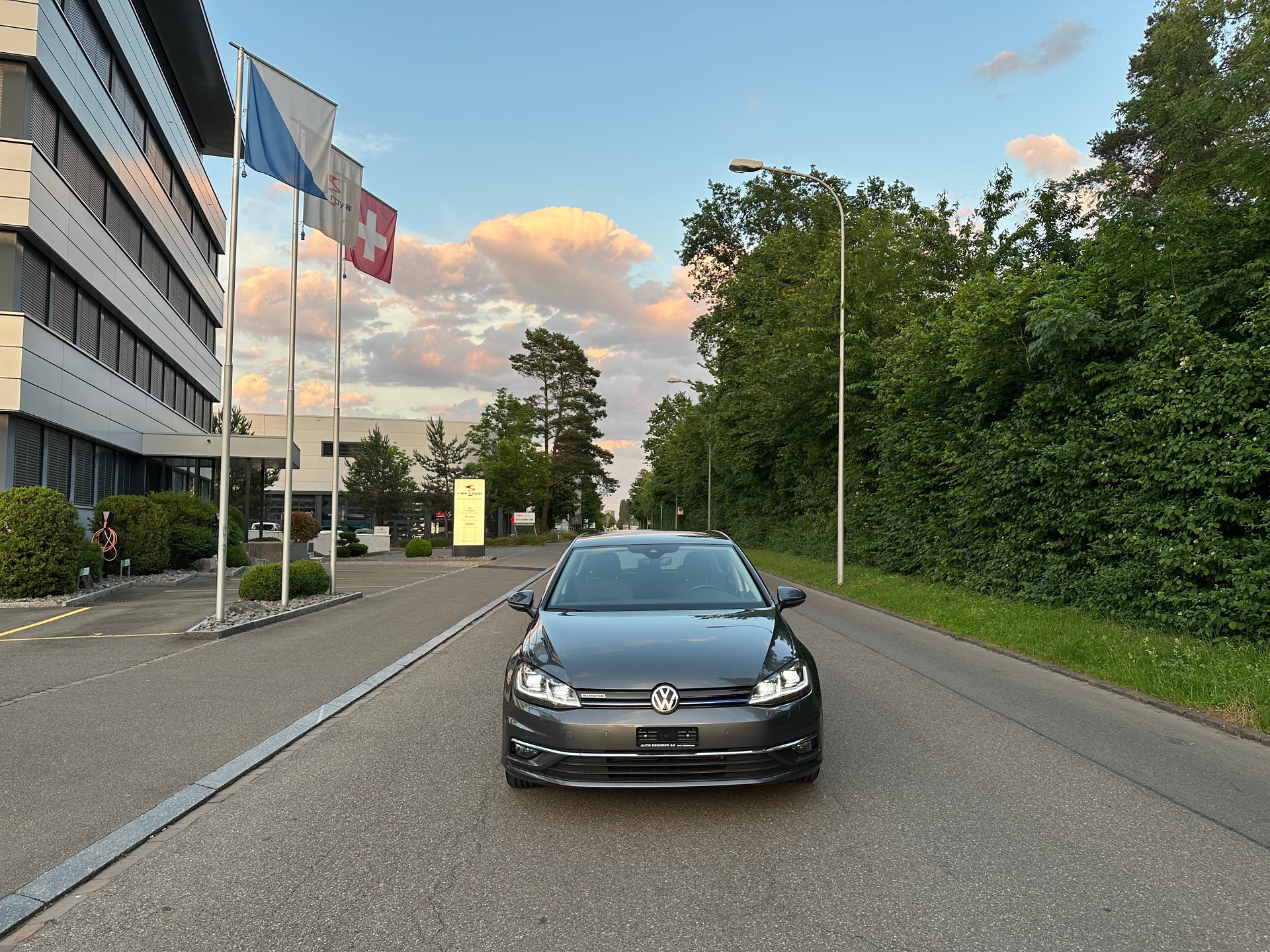 VW Golf 1.5 TSI EVO Highline DSG-image-2