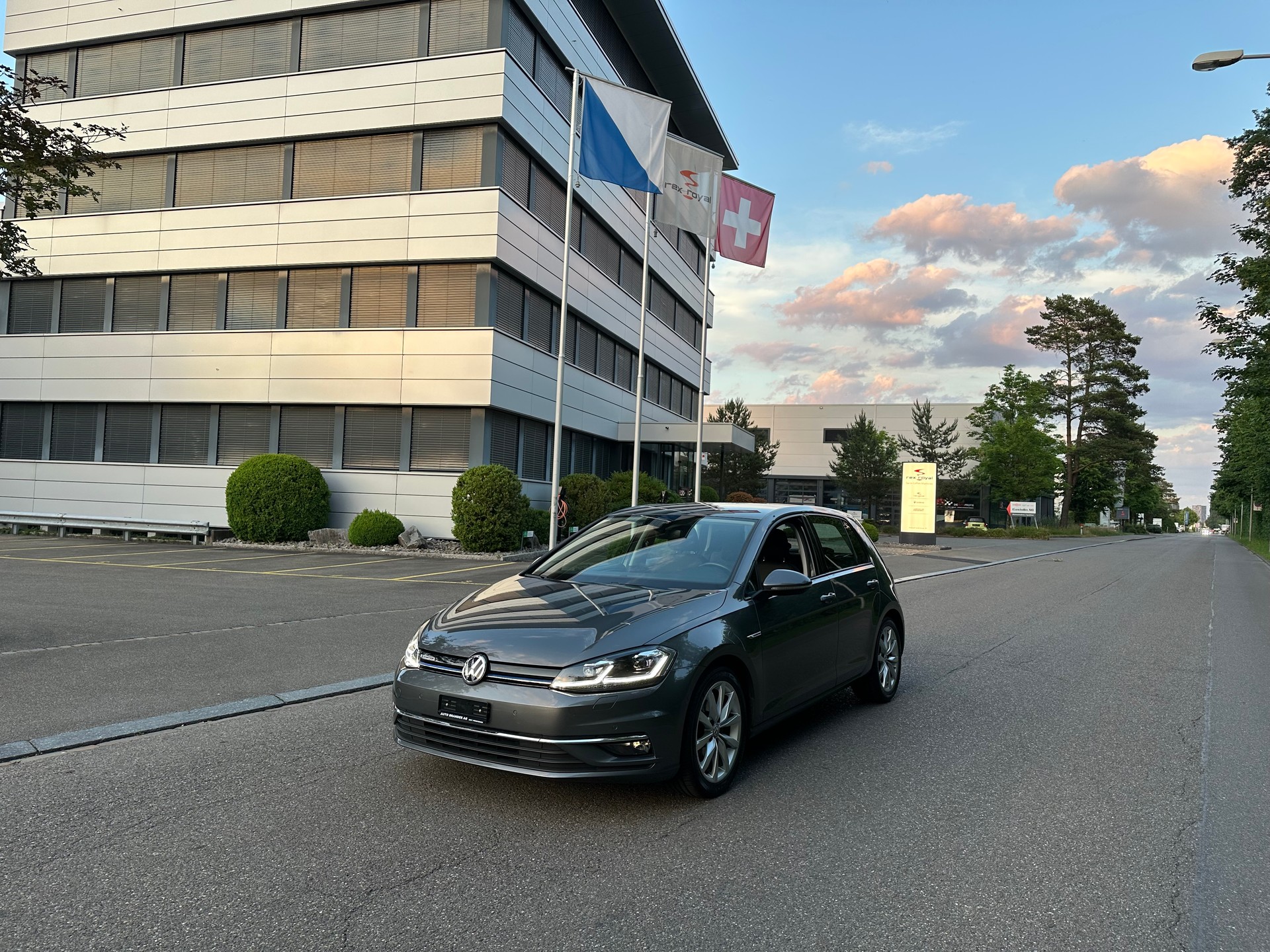 VW Golf 1.5 TSI EVO Highline DSG-image-15
