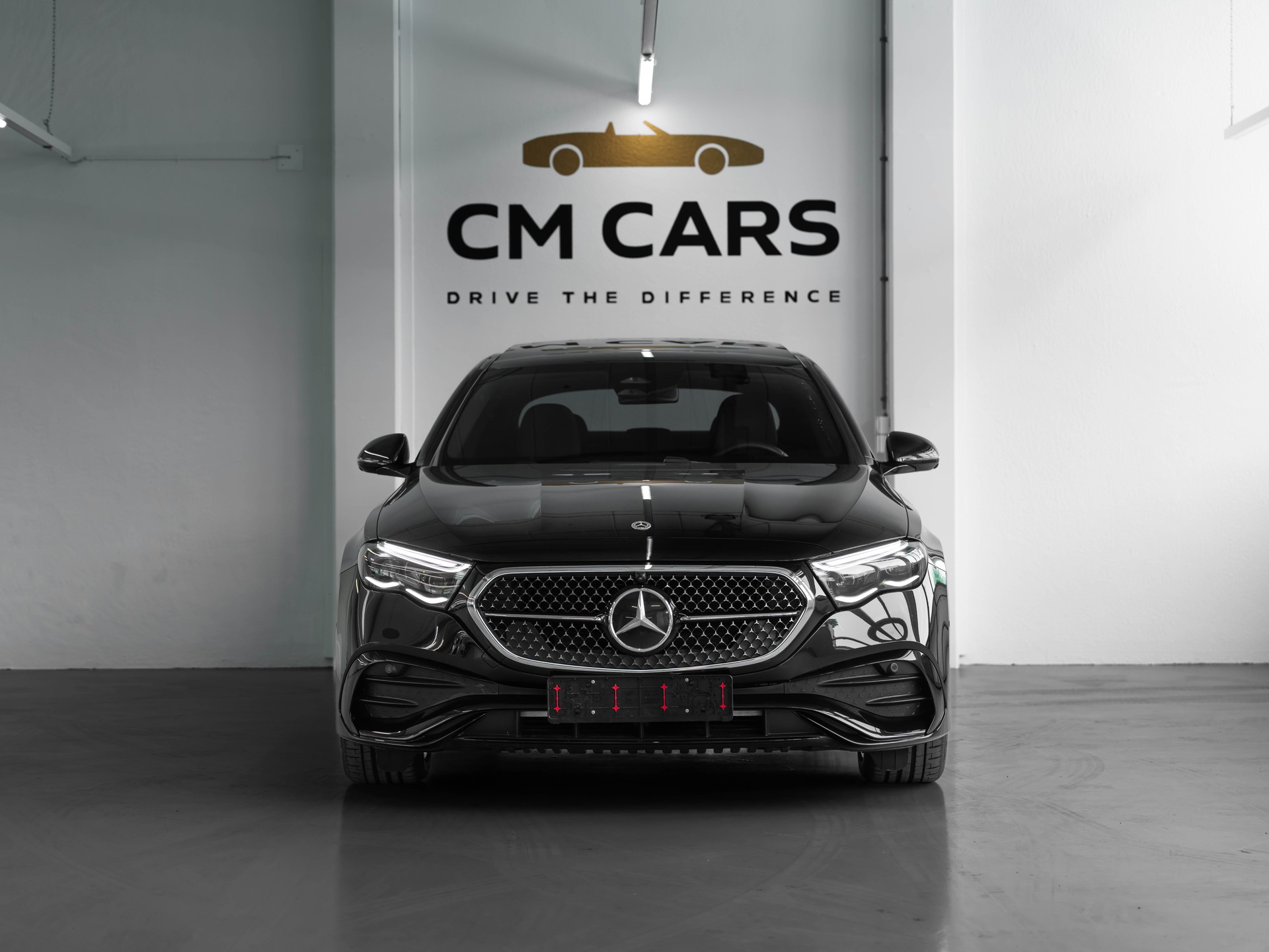 MERCEDES-BENZ E 220 d 4Matic 9G-Tronic-image-5