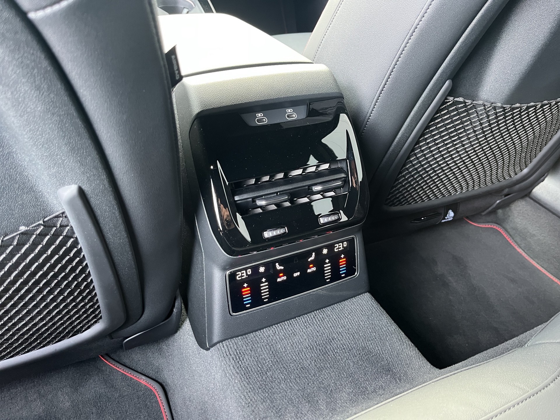 AUDI A6 Avant TFSI quattro 270 kW S tronic*New A6 Modell, Optikpaket-schwarz, AHK, (5-Jahre Garantie)-image-13