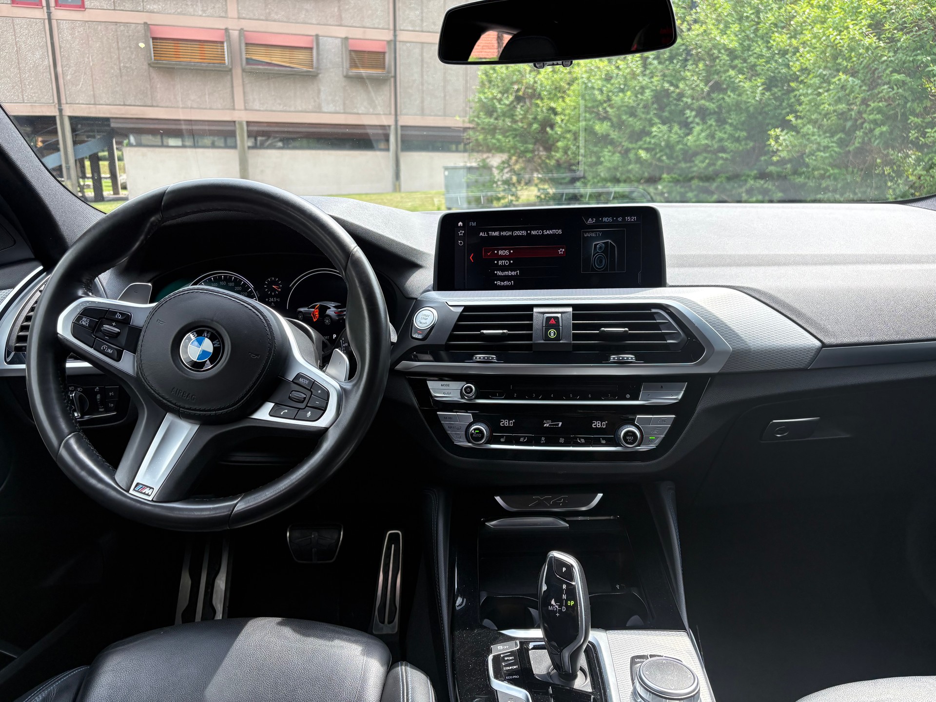 BMW X4 xDrive 20d M Sport Steptronic-image-8