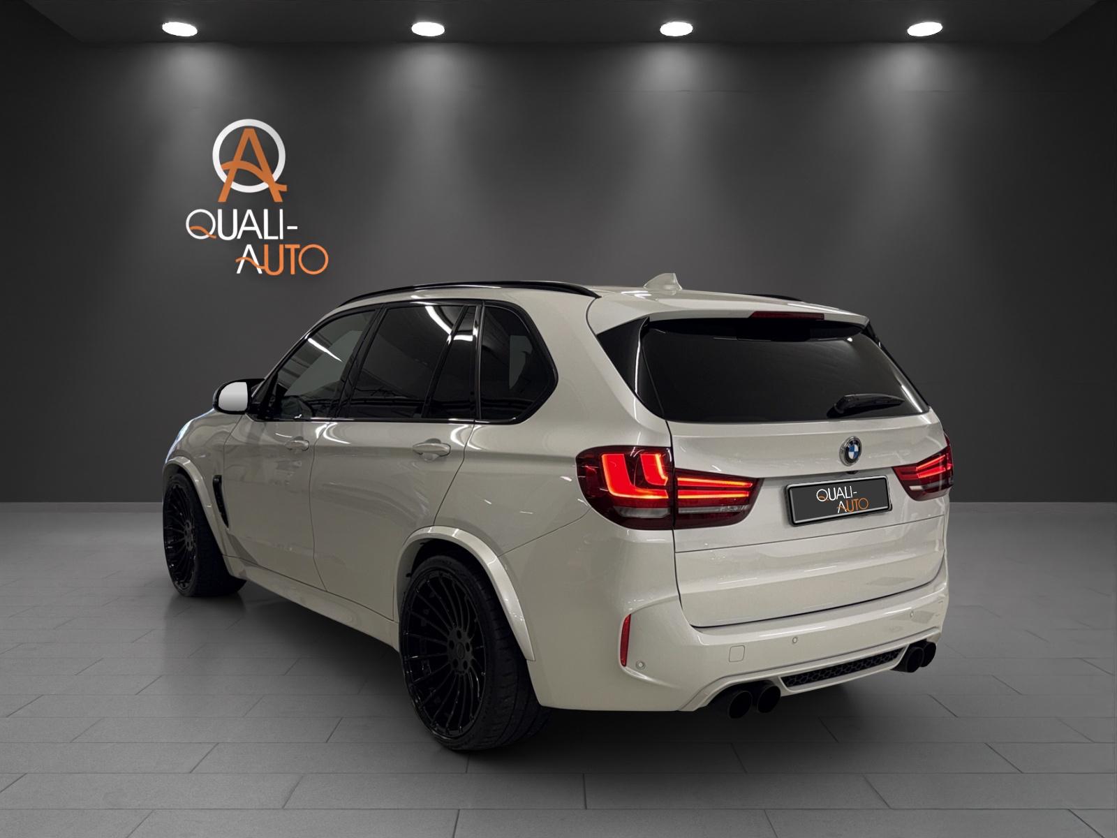 BMW X5M Steptronic-showroom-element-3