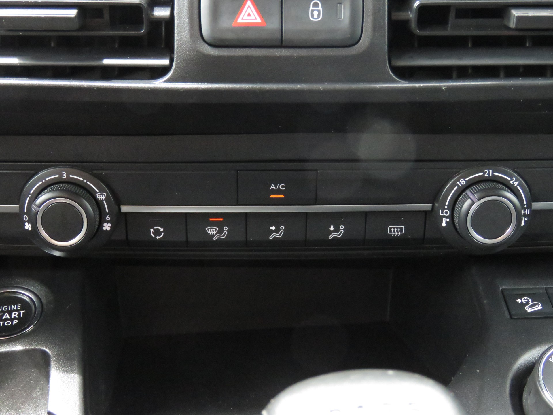 OPEL Combo Cargo 1.5 s/s 4x4 3-Plätzer, Nutzlast 640 kg-image-17