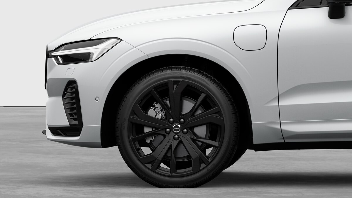 VOLVO XC60 2.0 T8 TE Black Edition eAWD-image-7