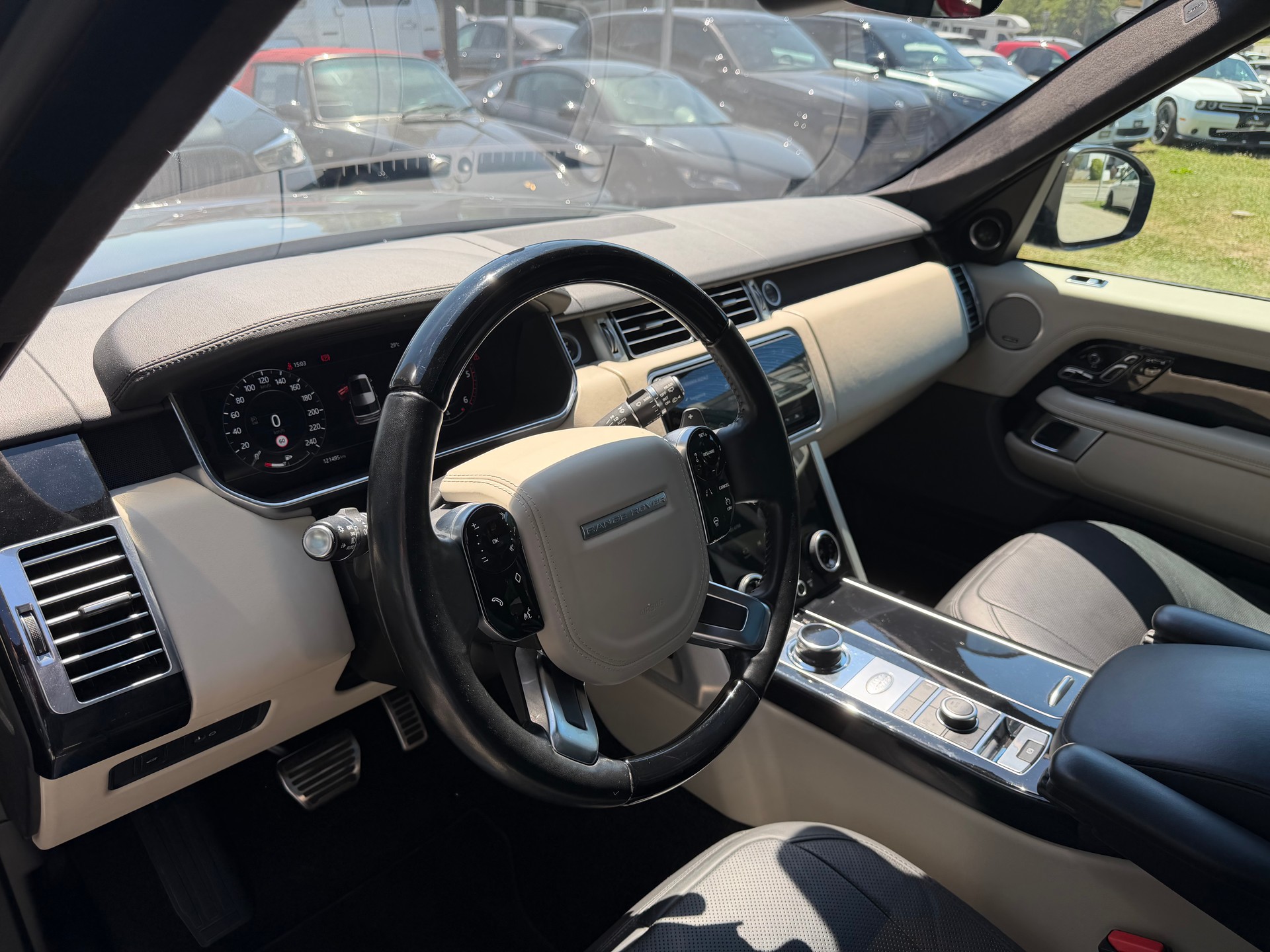 LAND ROVER Range Rover 4.4 SDV8 Autobiography Automatic-image-13
