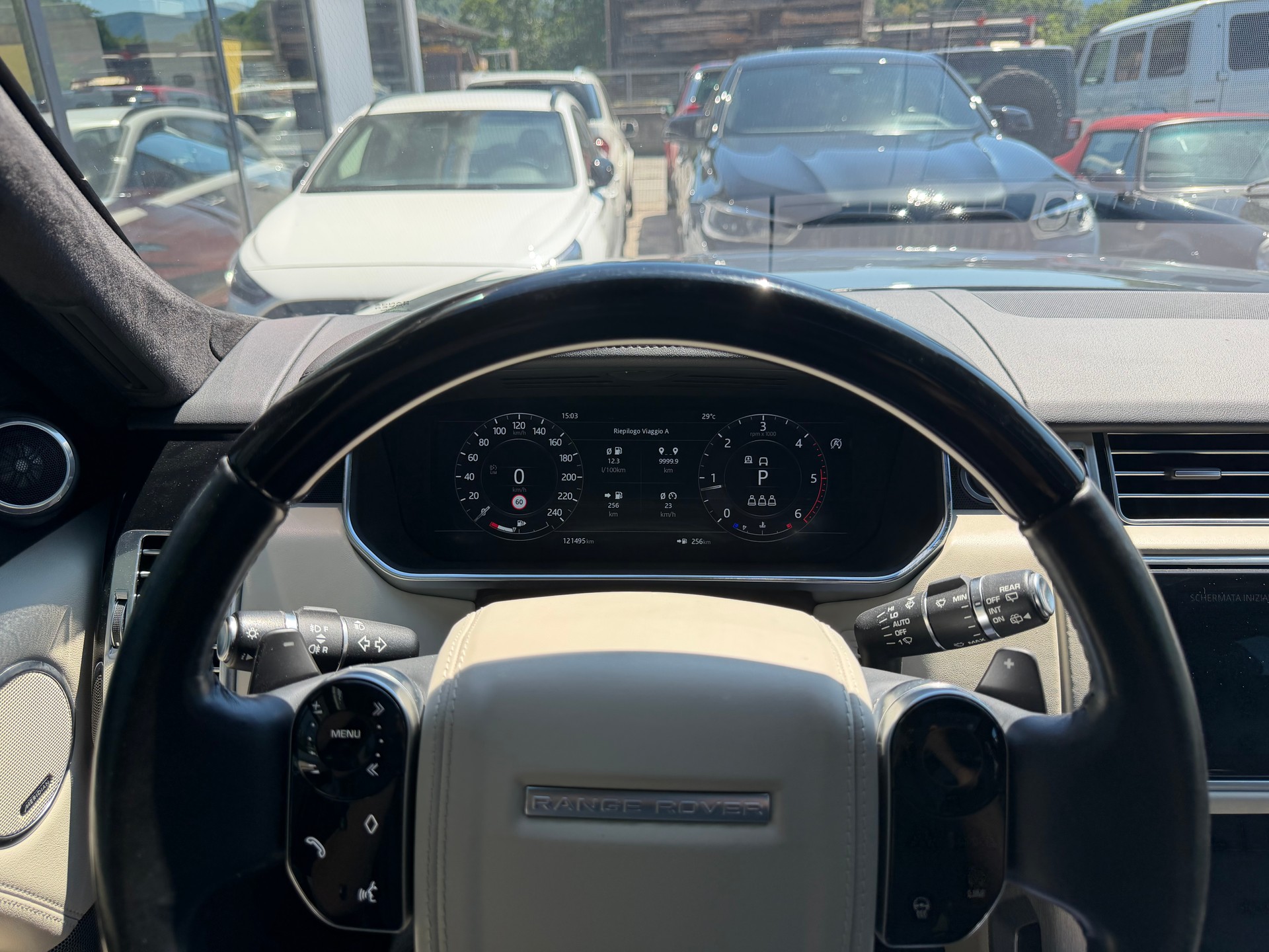 LAND ROVER Range Rover 4.4 SDV8 Autobiography Automatic-image-14