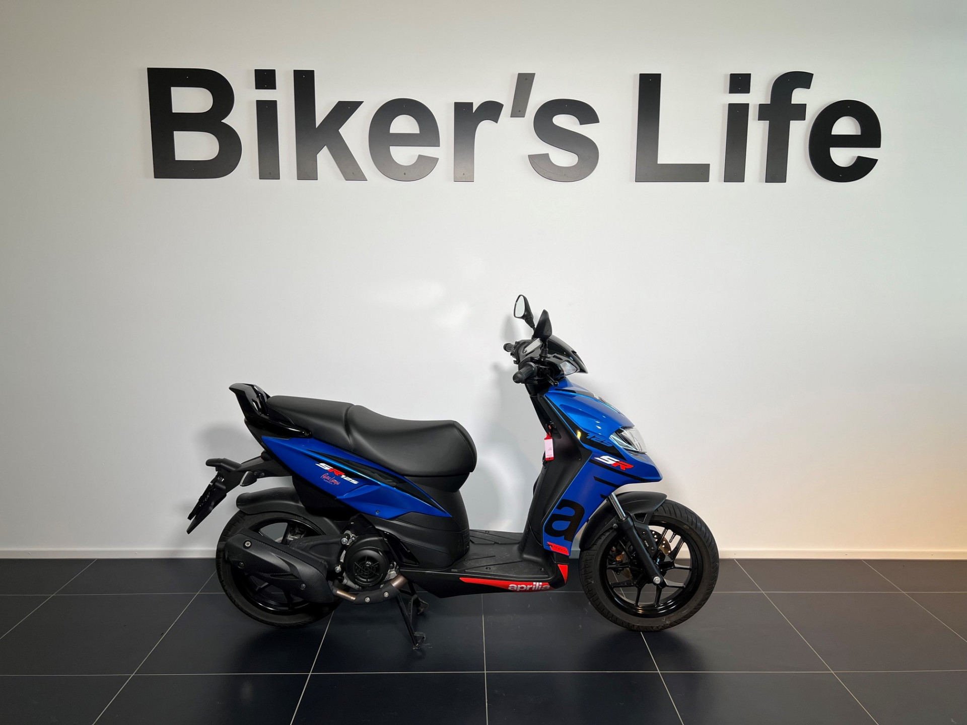 APRILIA SR 125-image-0