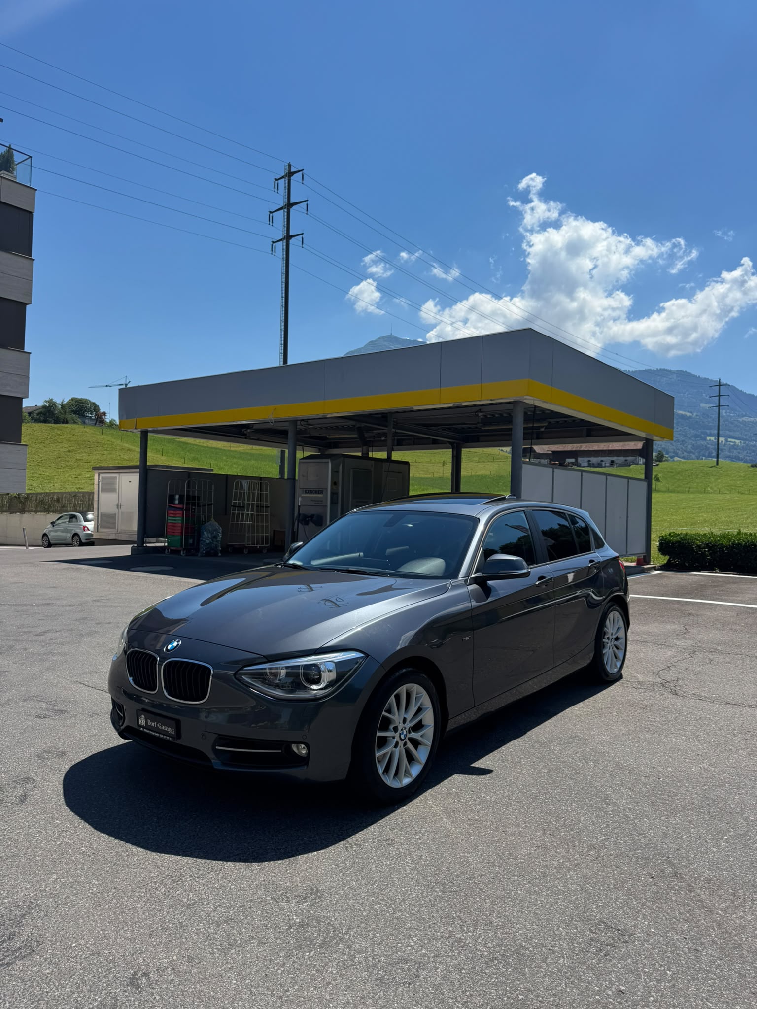 BMW 120d Sport Line Steptronic-showroom-element-2