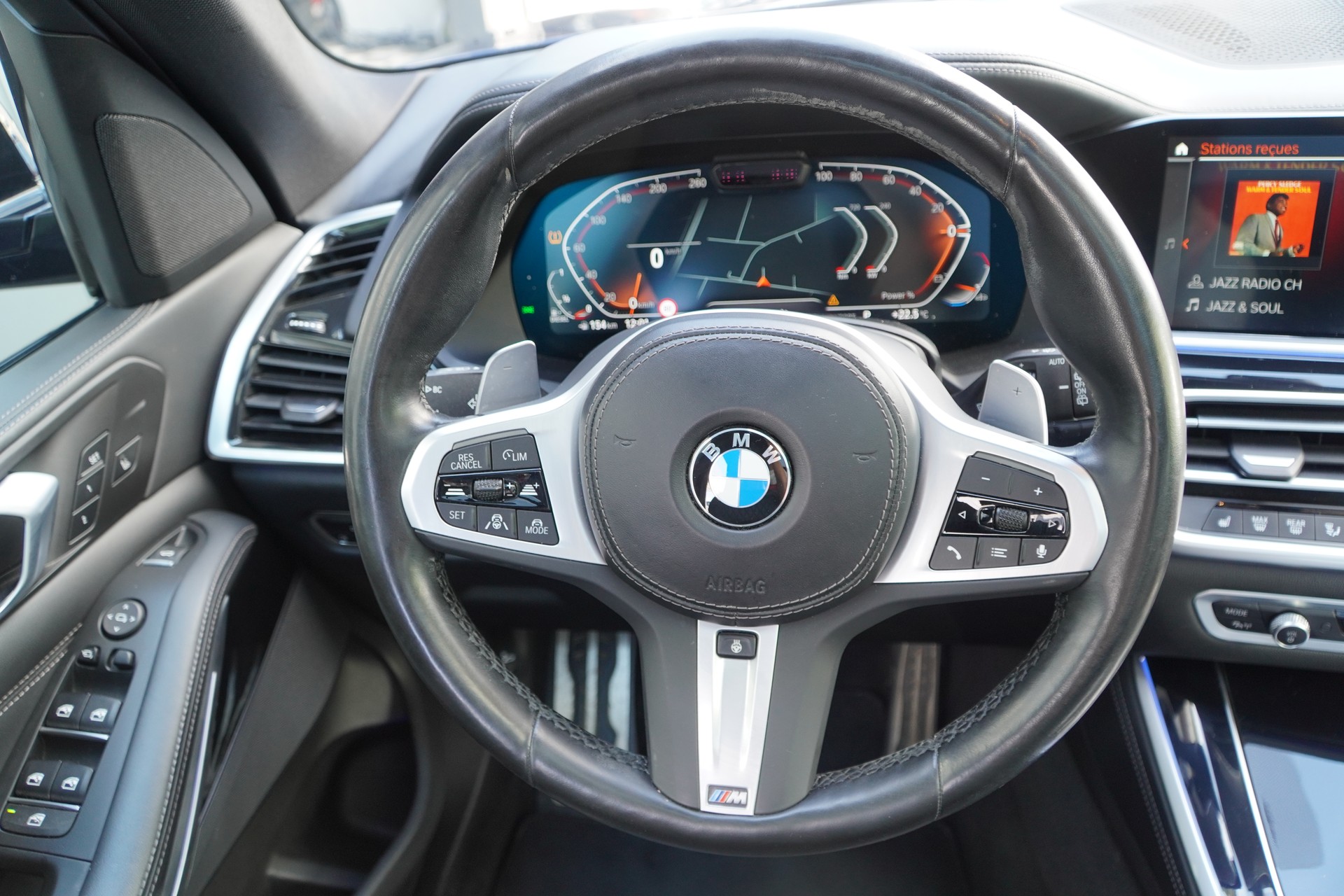 BMW X5 xDrive 48V 30d M Sport Steptronic-image-13