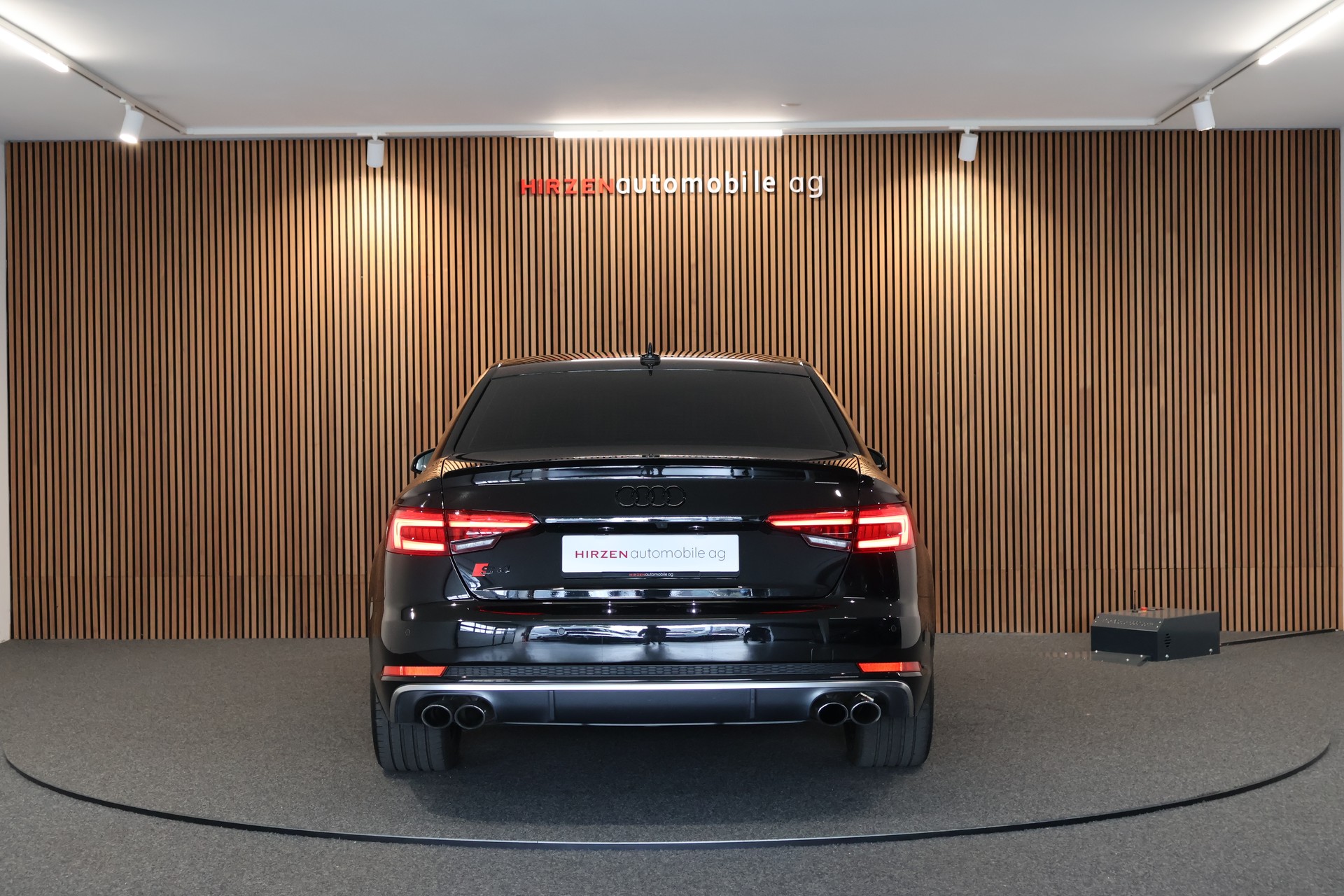 AUDI S4 Limousine 3.0 TFSI quattro tiptronic-showroom-element-3