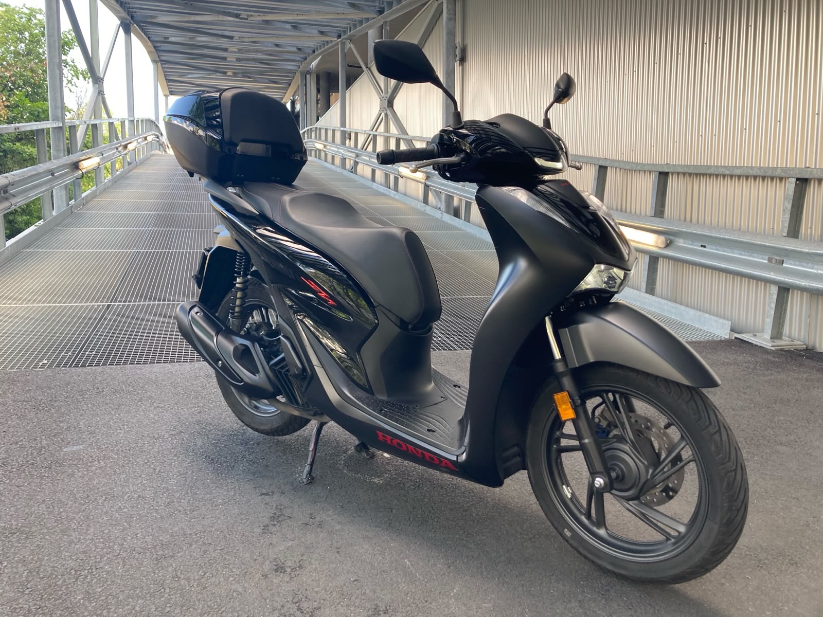 HONDA SH 125 Sporty-image-0