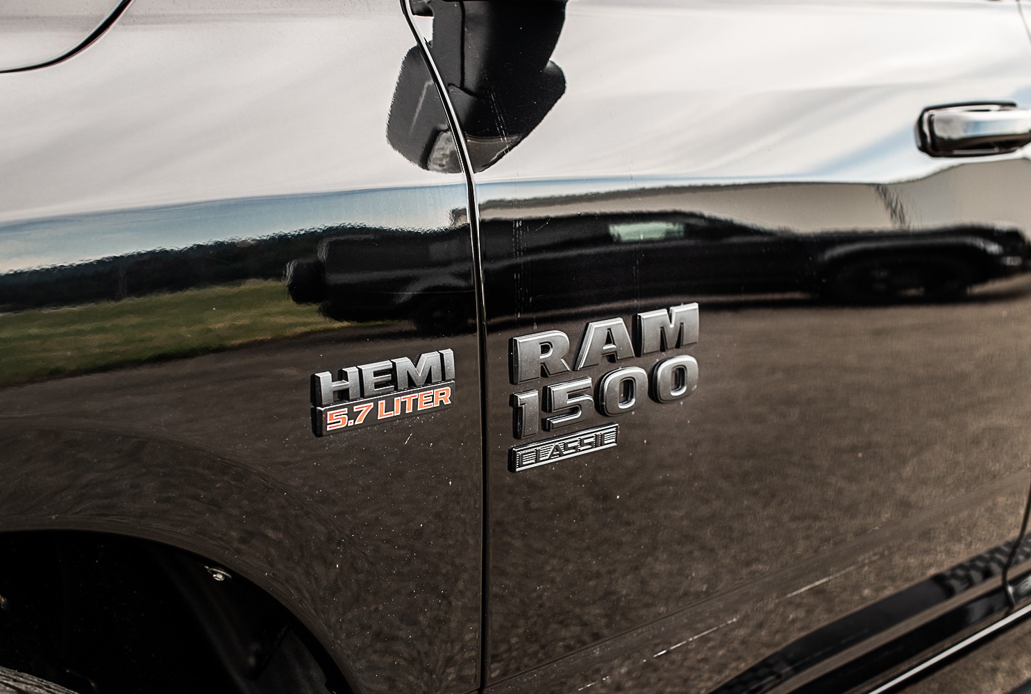DODGE 1500 5.7 HEMI-image-5