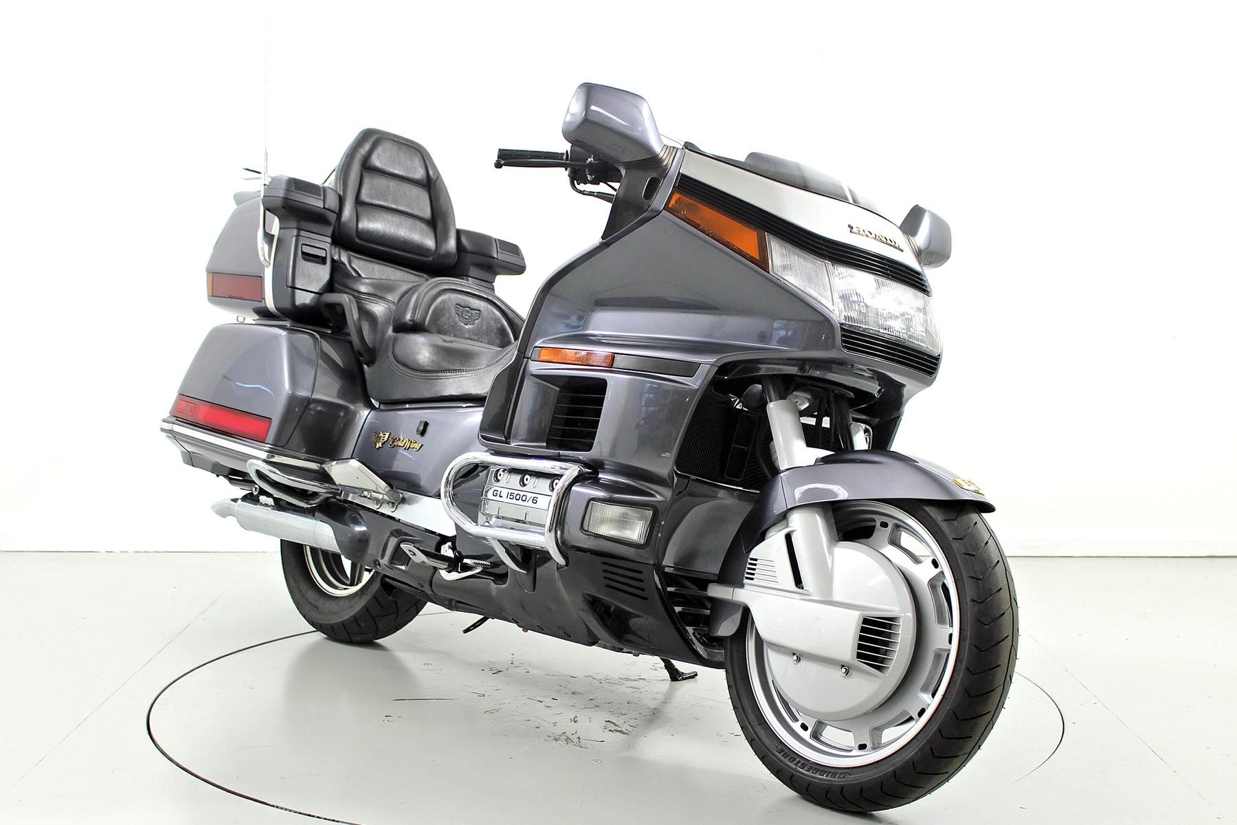 HONDA GL 1500 Goldwing-image-1