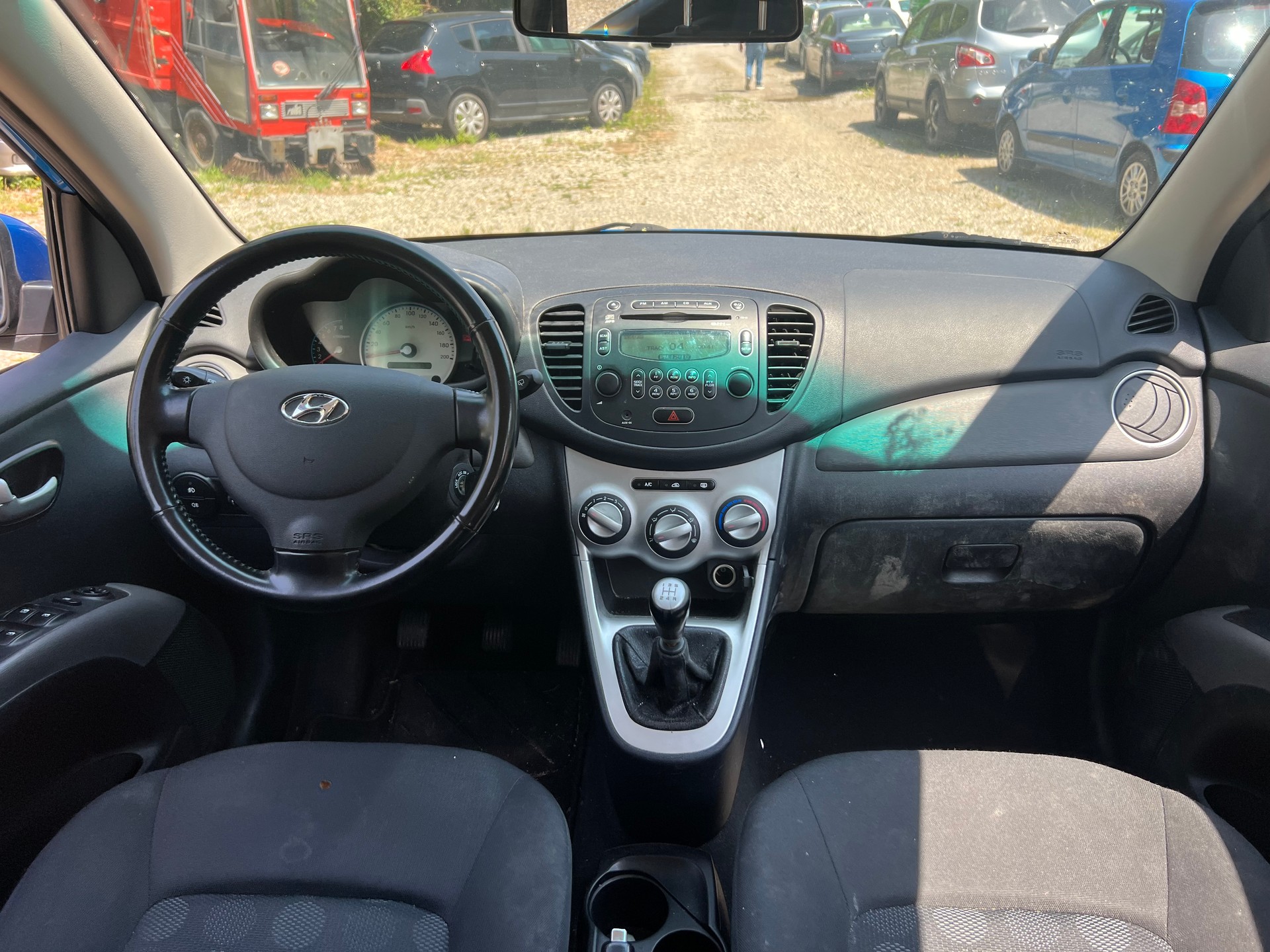 HYUNDAI i10 1.2 Style-image-9