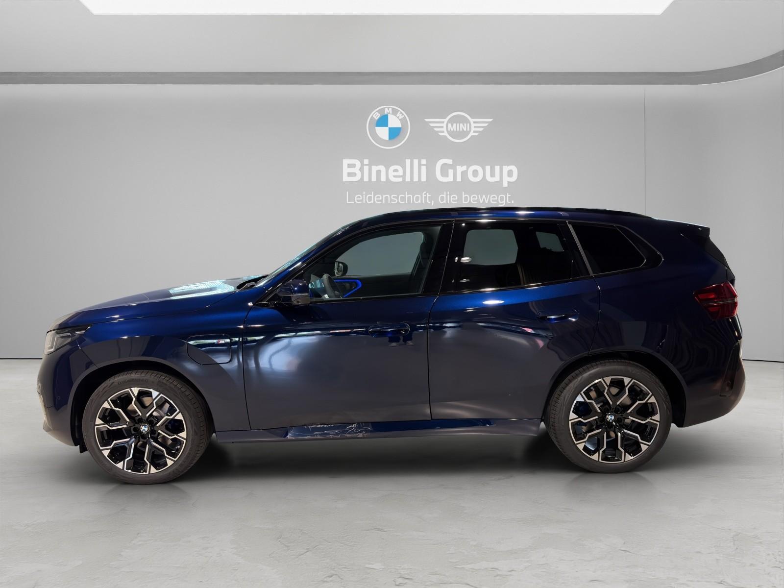BMW X3 30e xDrive-showroom-element-2