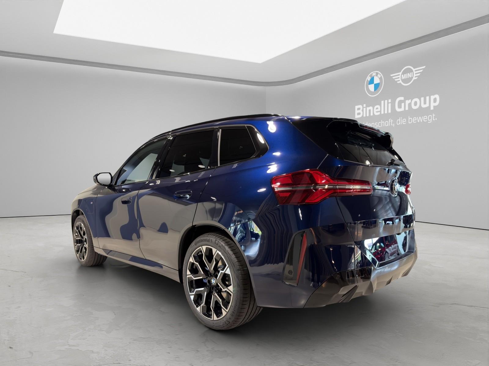 BMW X3 30e xDrive-showroom-element-3