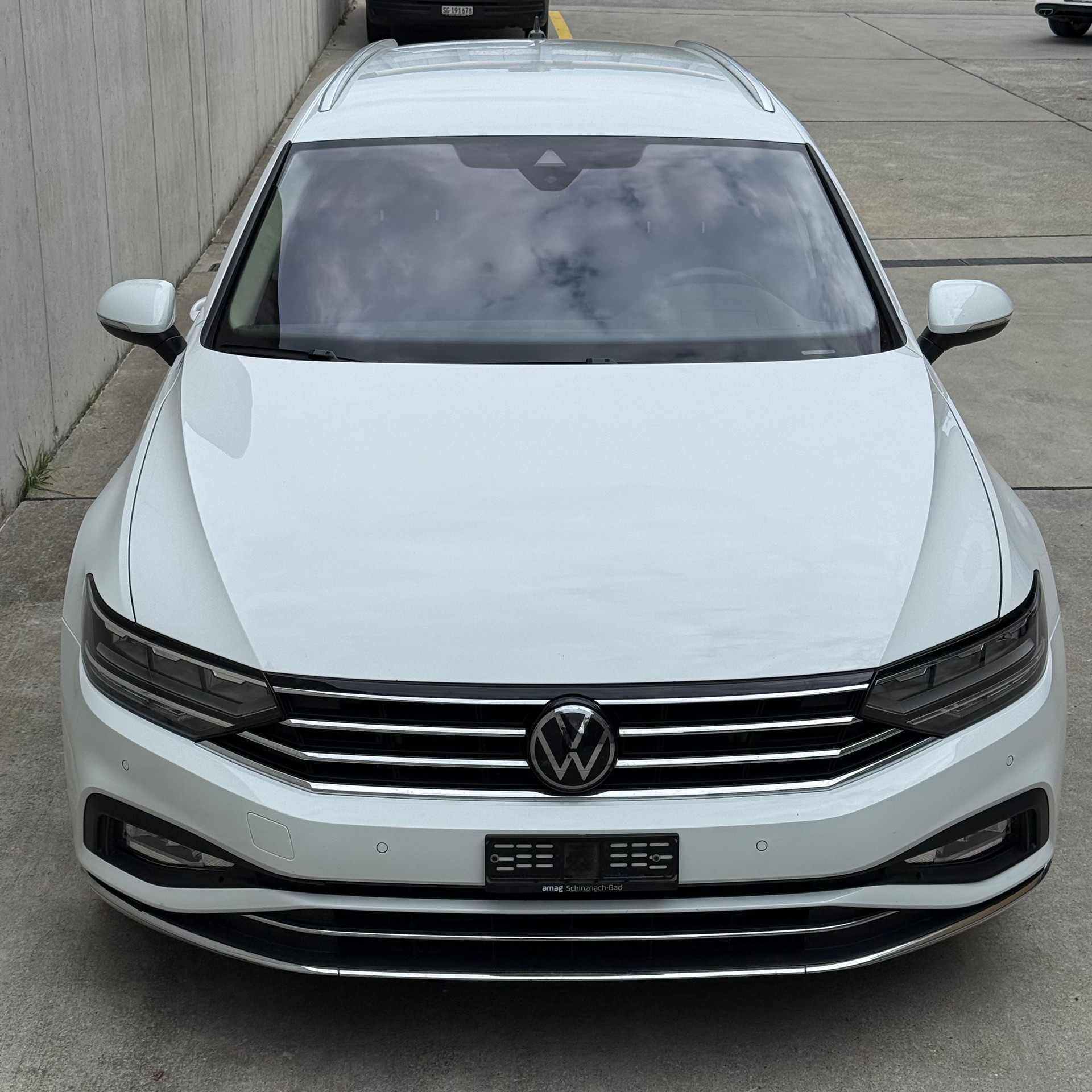 VW Passat 2.0 TDI BMT Elegance 4Motion DSG-showroom-element-2