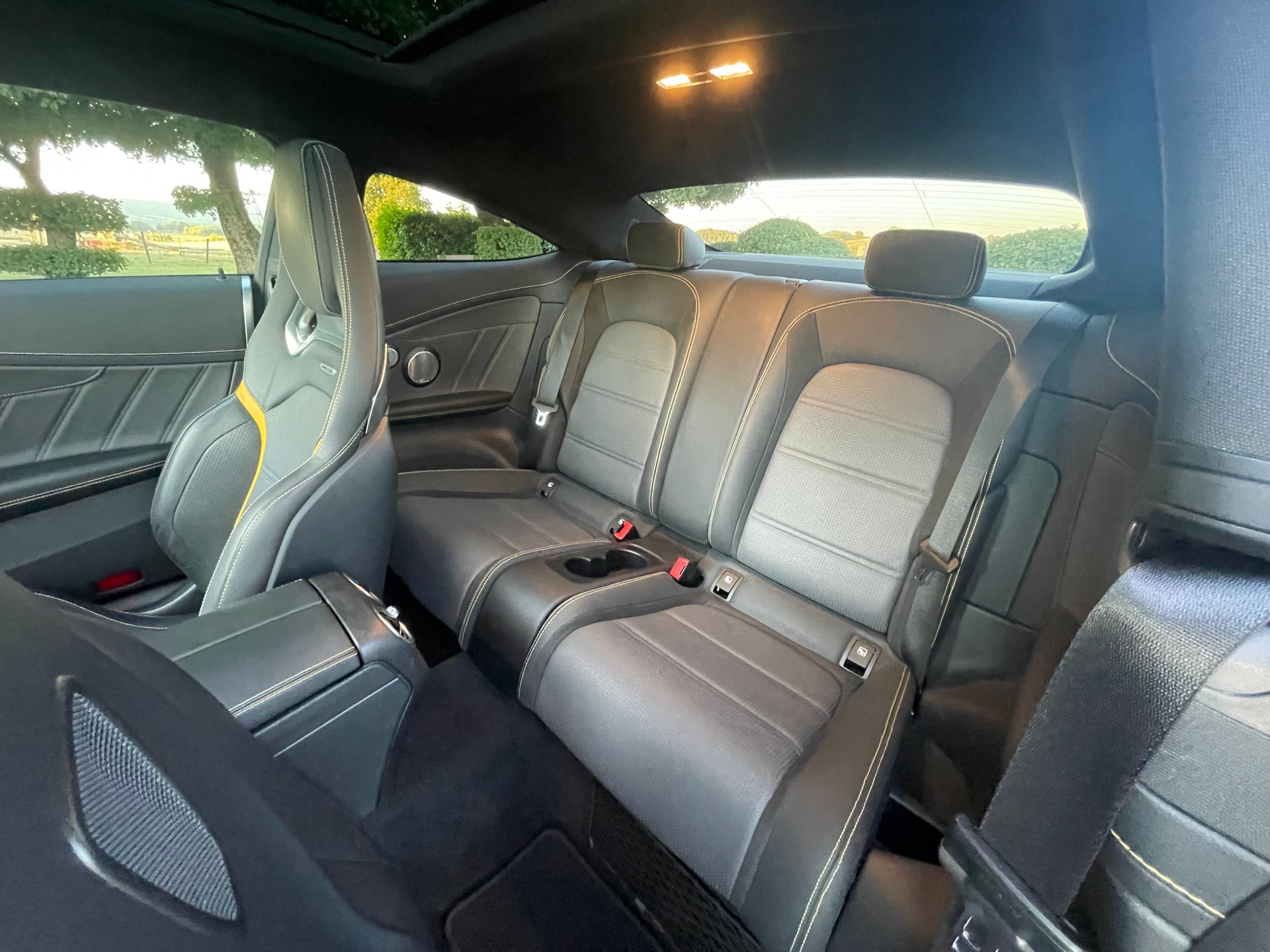 MERCEDES-BENZ C 63 S AMG-image-10