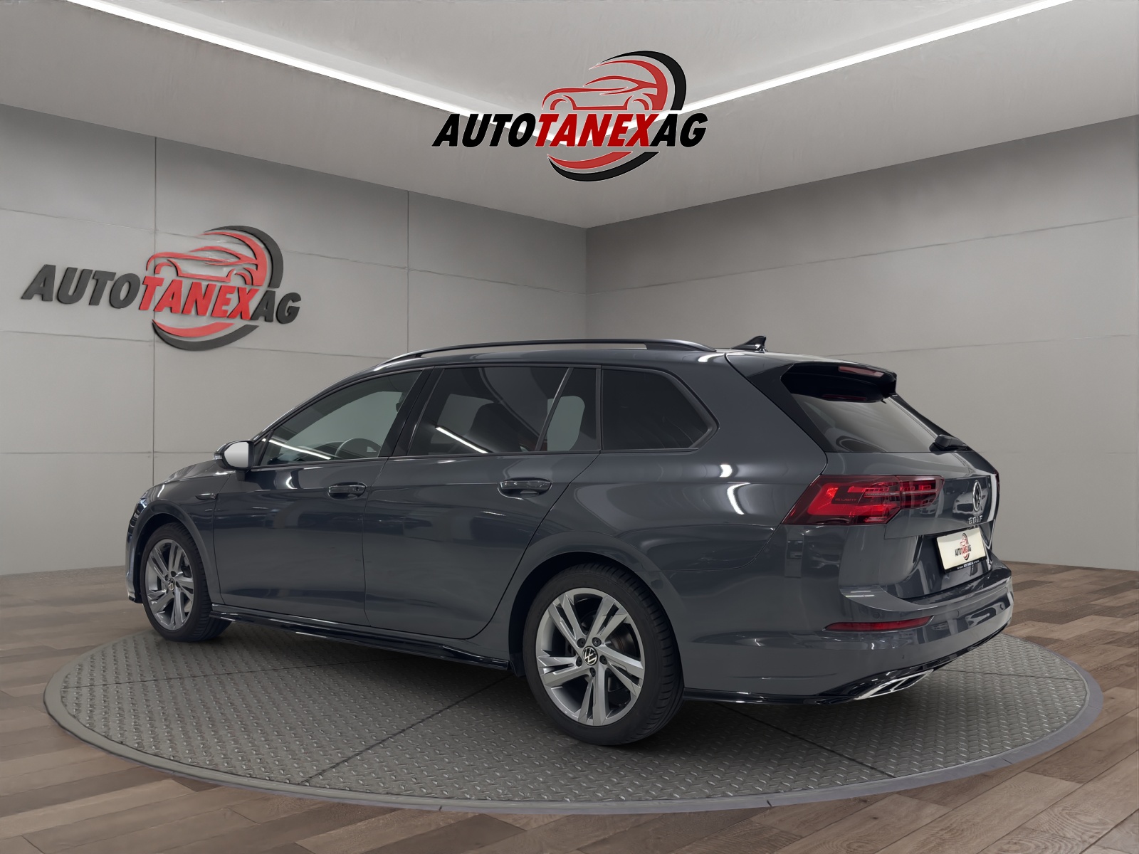 VW Golf Variant 2.0 TSI R-Line DSG 4Motion-showroom-element-2