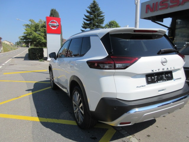 NISSAN X-Trail 1.5 VC-T Tekna+ e-4orce-showroom-element-1