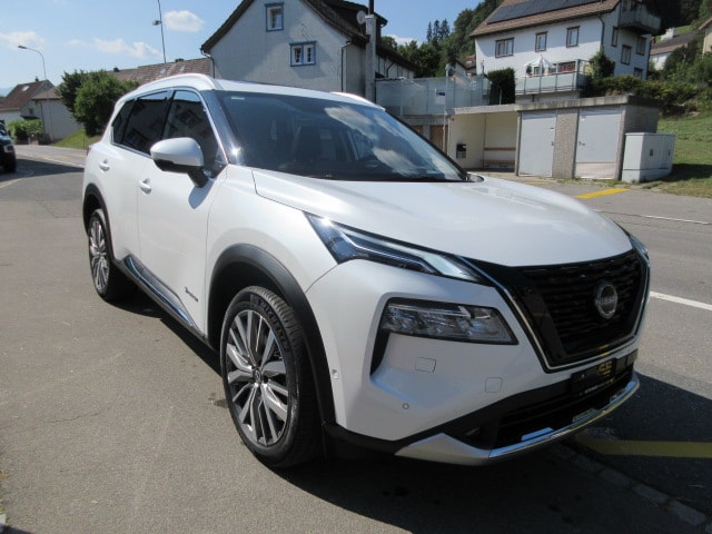 NISSAN X-Trail 1.5 VC-T Tekna+ e-4orce-showroom-element-3