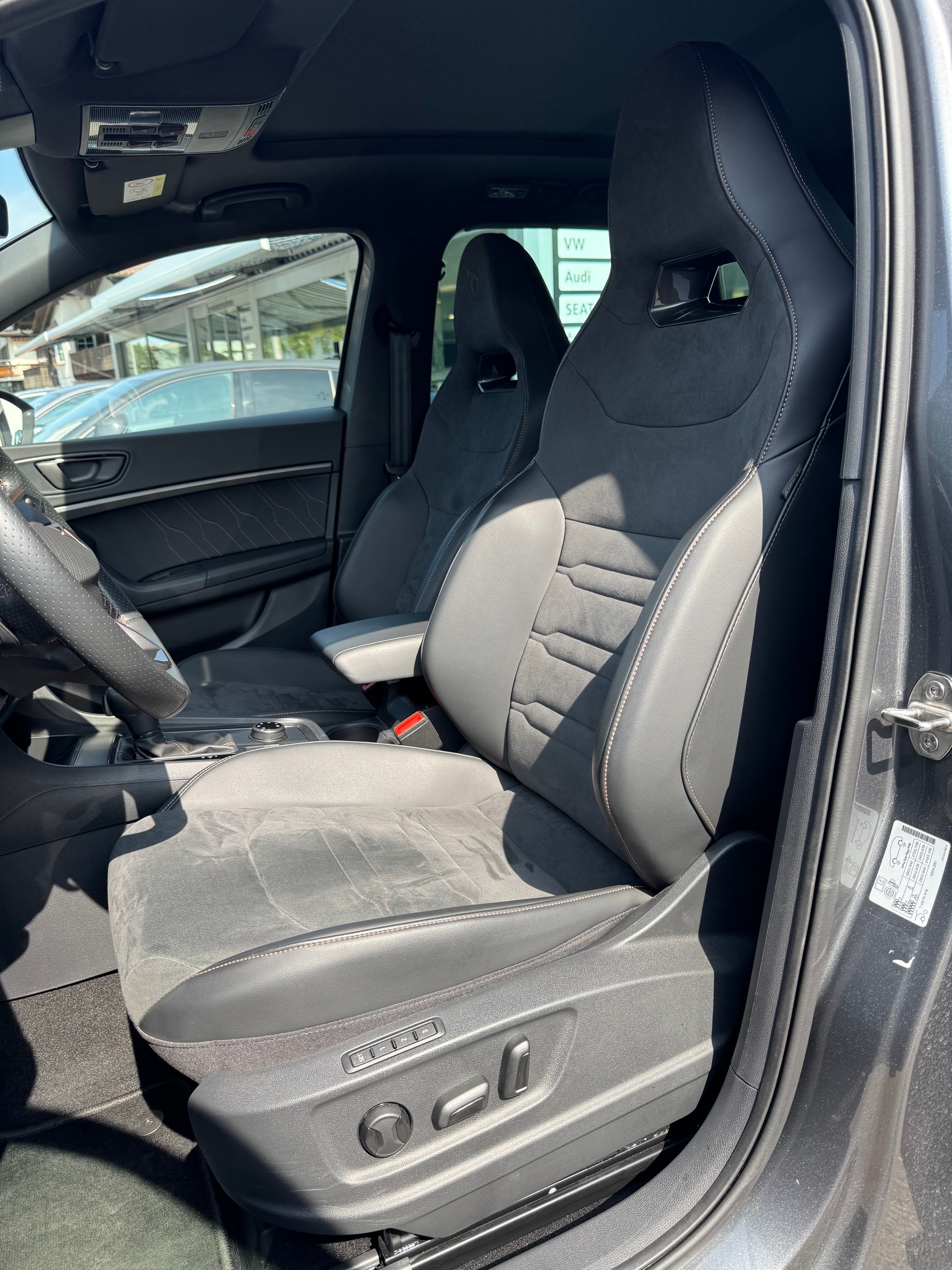 CUPRA Ateca 2.0TSI VZ 4Drive DSG-image-26