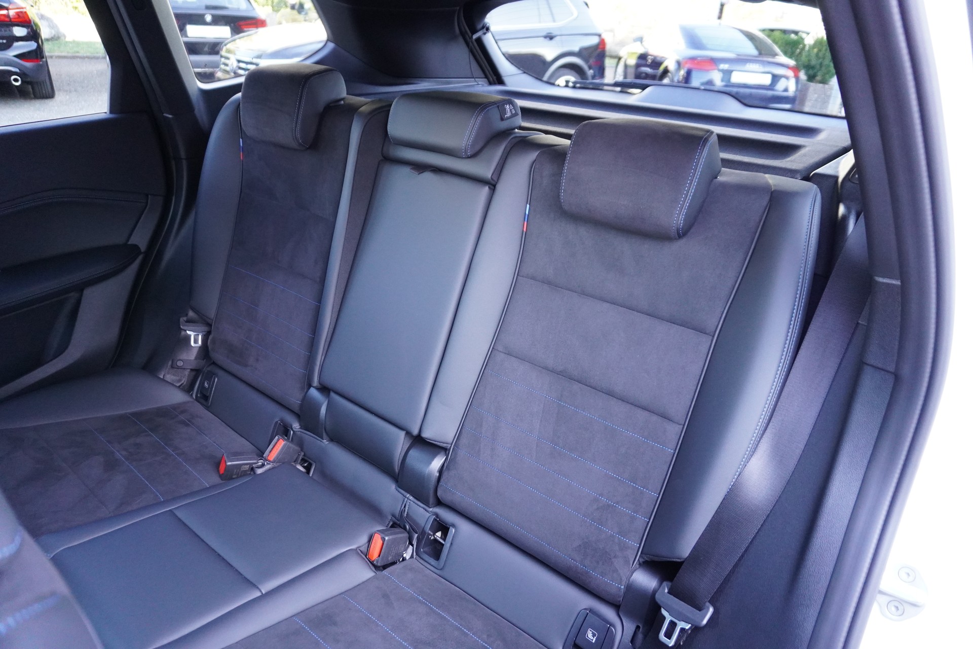 BMW X1 xDrive 25e M Sport-image-24