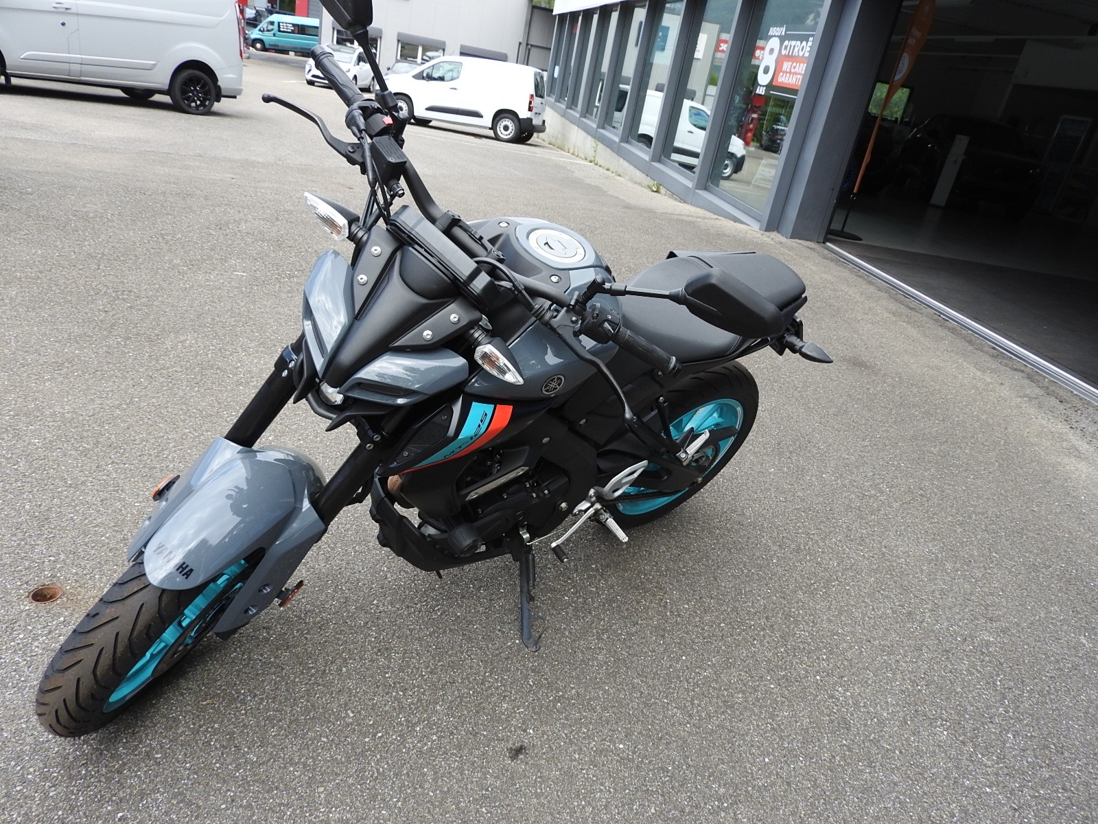 YAMAHA MT-125 ABS-image-2