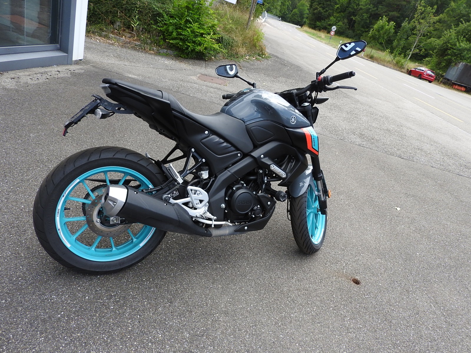 YAMAHA MT-125 ABS-image-1