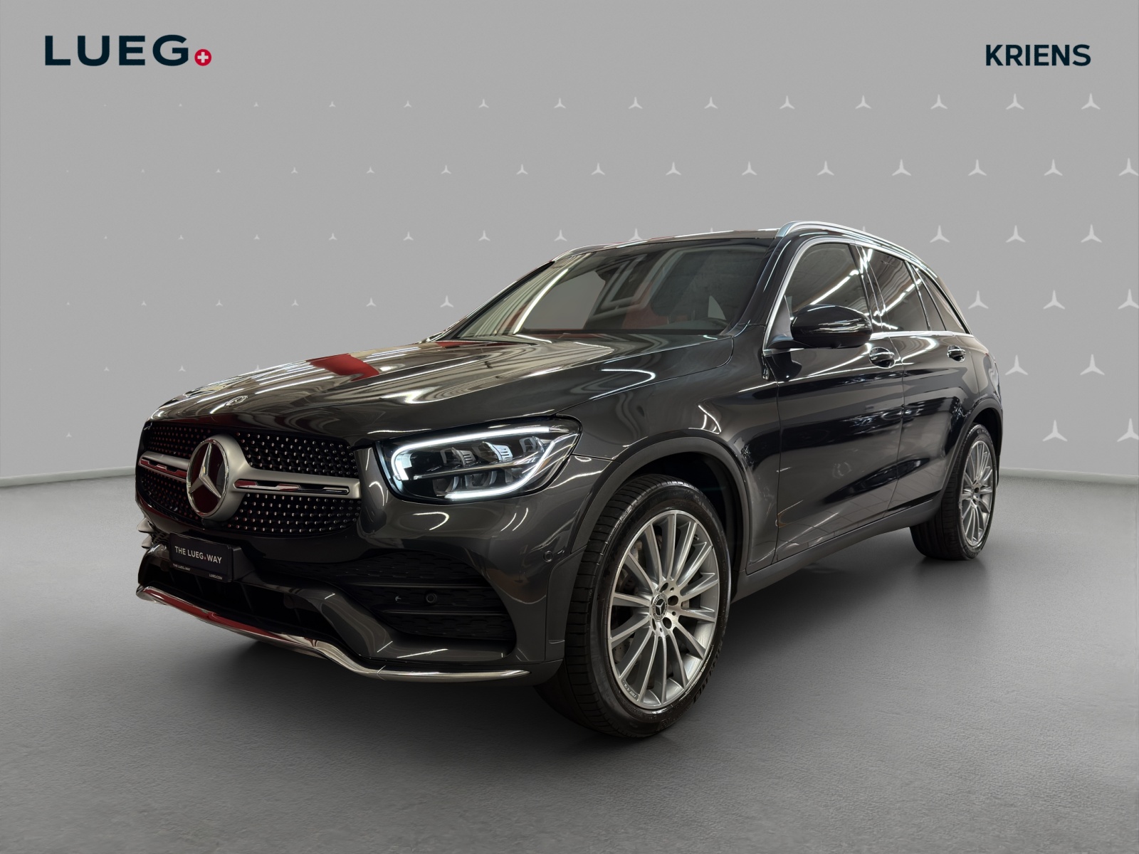 MERCEDES-BENZ GLC 220 d 4M - AMG / DISTRONIC / 360 Grad Kamera / Head-Up Display
